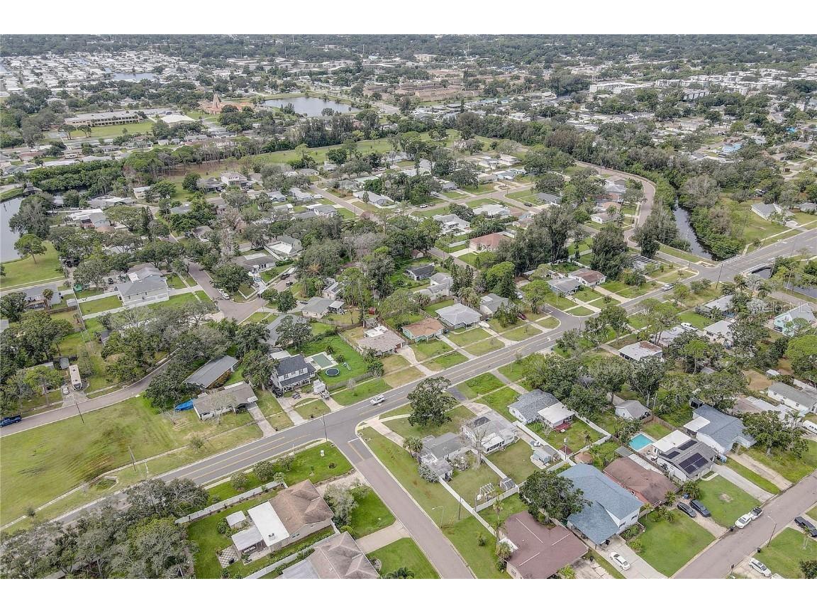 330 83rd Avenue NE Saint Petersburg FL 33702 TB8422380 image45