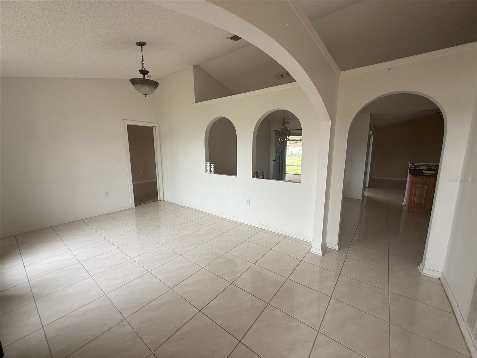 330 Baccarat Court Kissimmee FL 34759 S5145951 image2