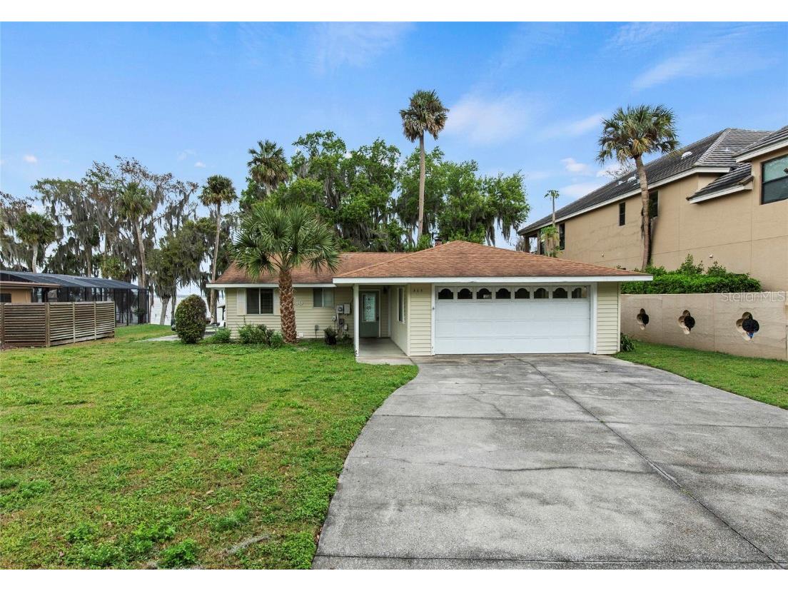 330 Banning Beach Road Tavares FL 32778 - LAKE EUSTIS G5079274 image1