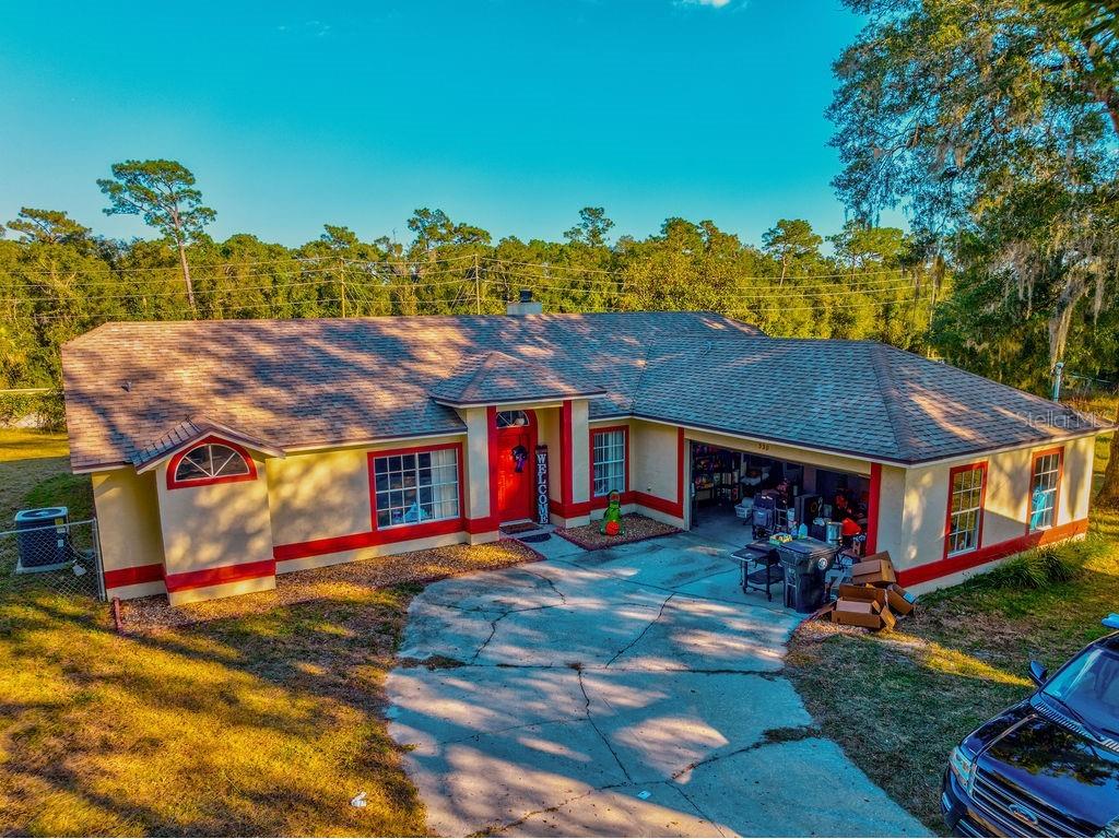 330 Bonnie Lane Orange City FL 32763 V4947137 image1