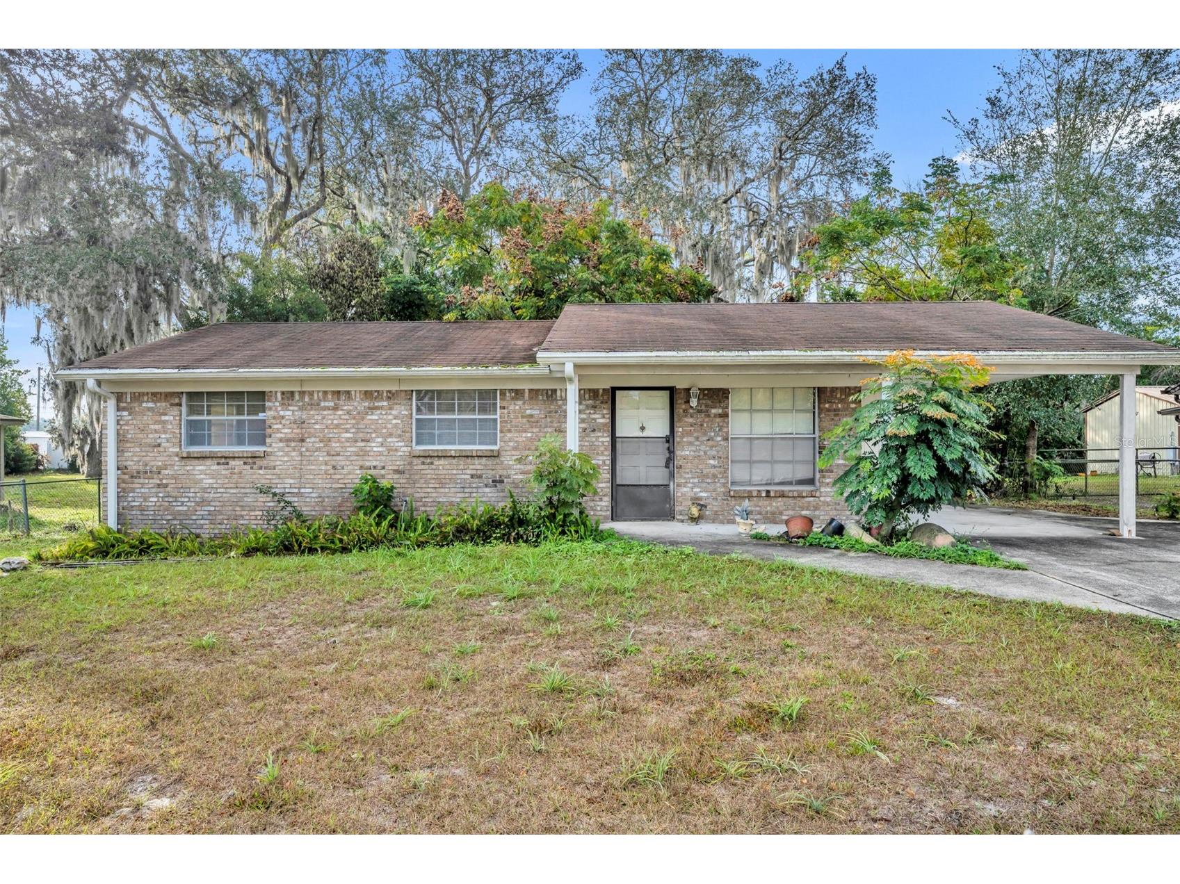 330 Brooklyn Avenue Orange City FL 32763 V4946656 image1