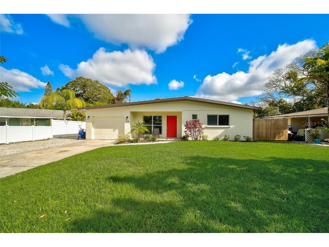 330 Caruso Place Sarasota FL 34237 A4565206 image1