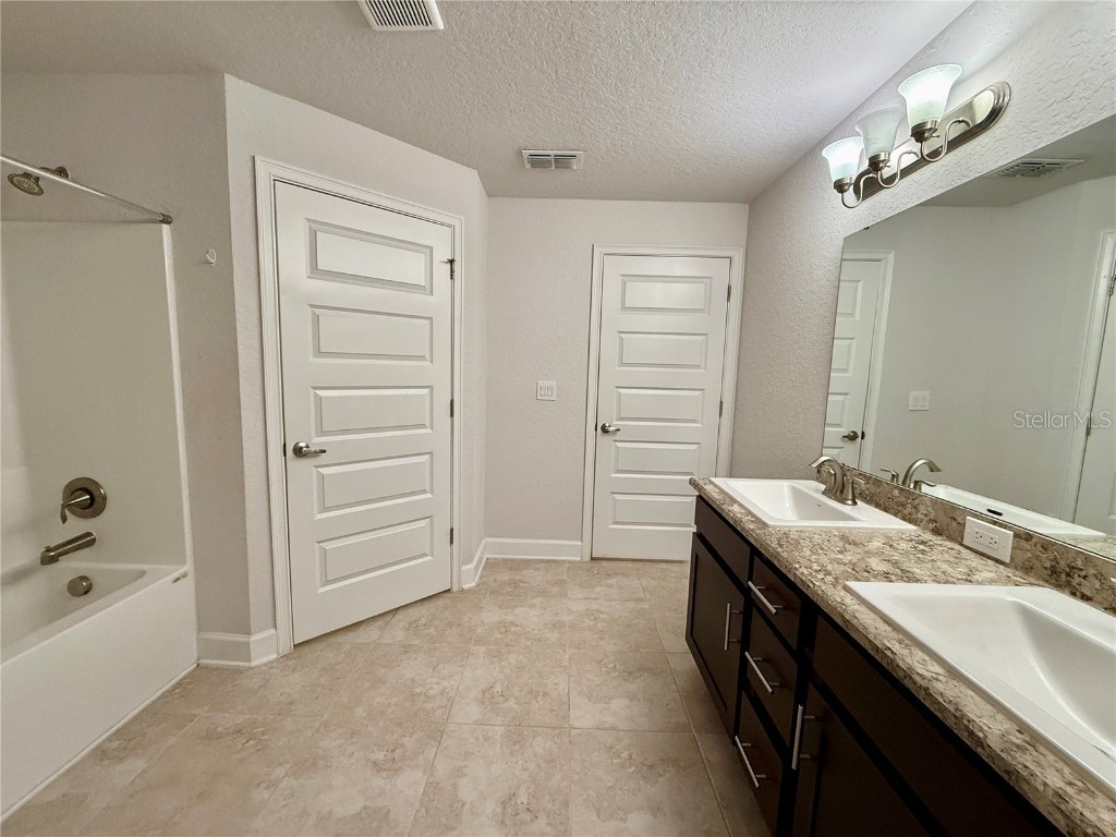 330 Citrus Pointe Drive Davenport FL 33837 O6360206 image14