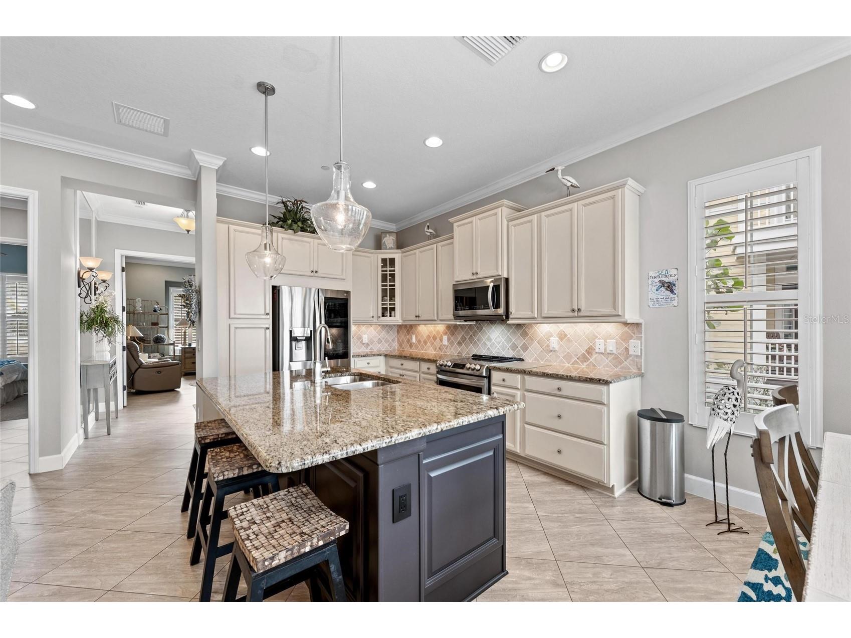 330 Compass Point Drive #101 Bradenton FL 34209 A4676445 image15