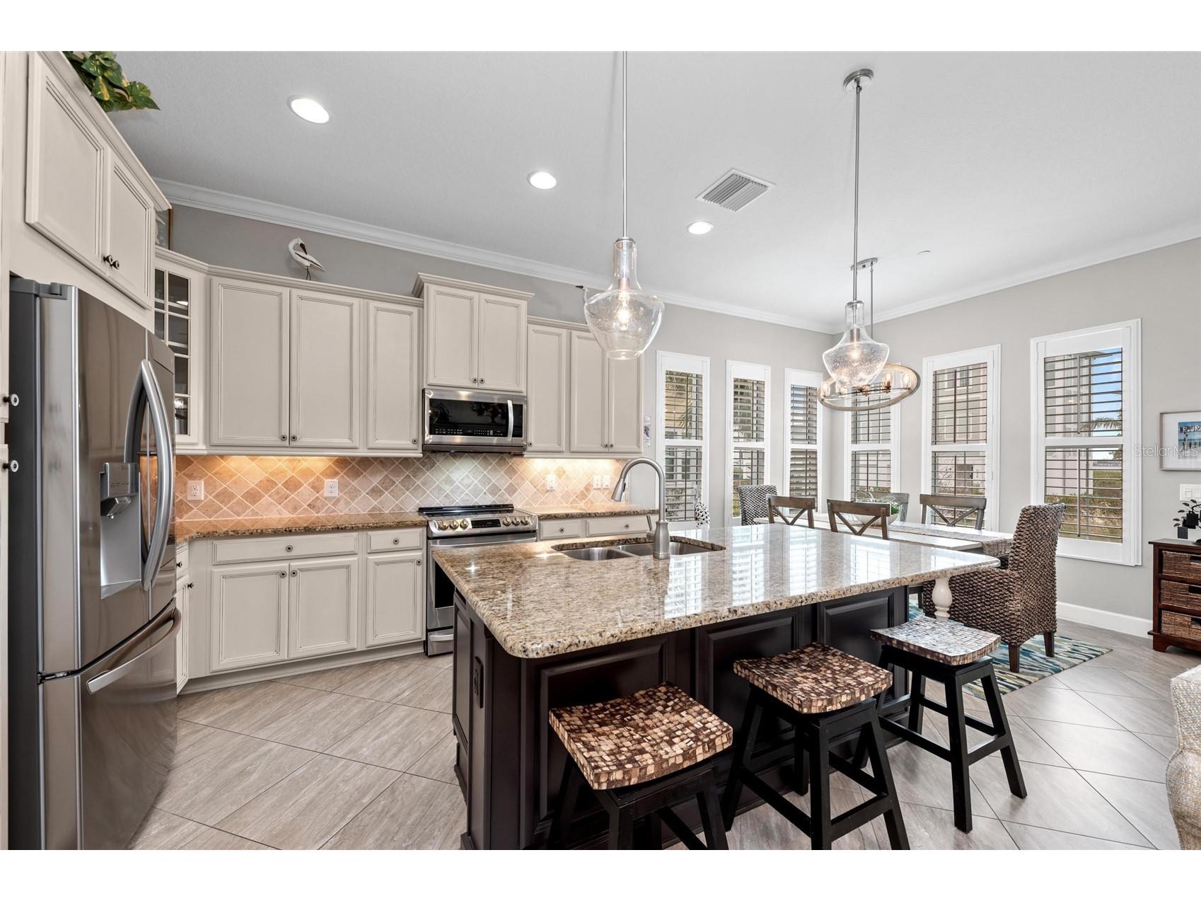330 Compass Point Drive #101 Bradenton FL 34209 A4676445 image16