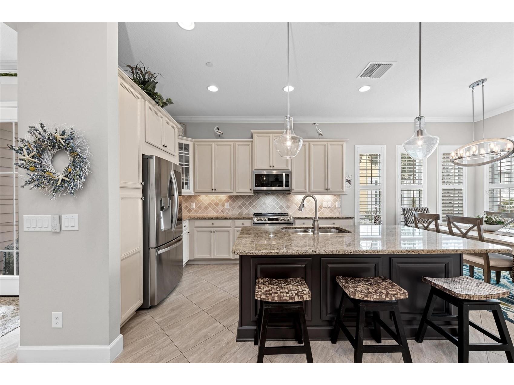 330 Compass Point Drive #101 Bradenton FL 34209 A4676445 image17