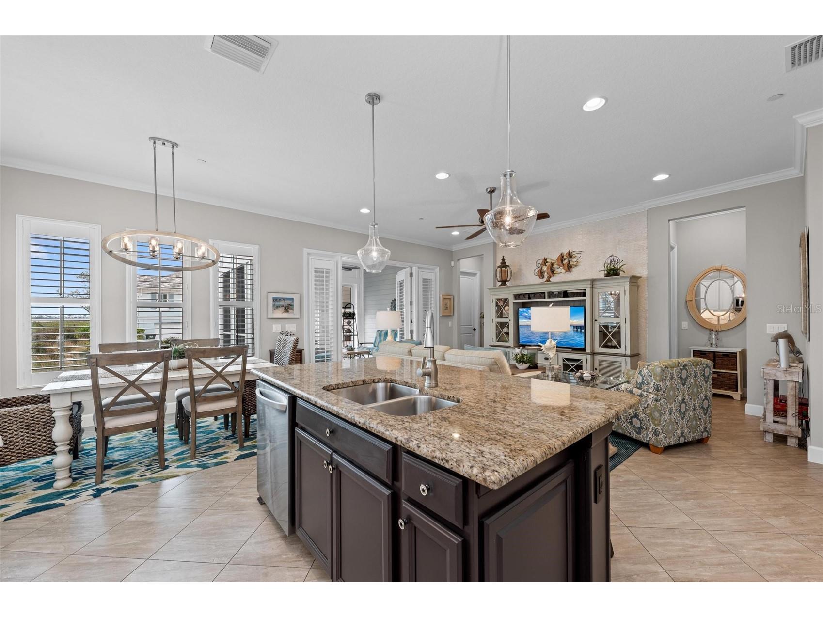 330 Compass Point Drive #101 Bradenton FL 34209 A4676445 image19