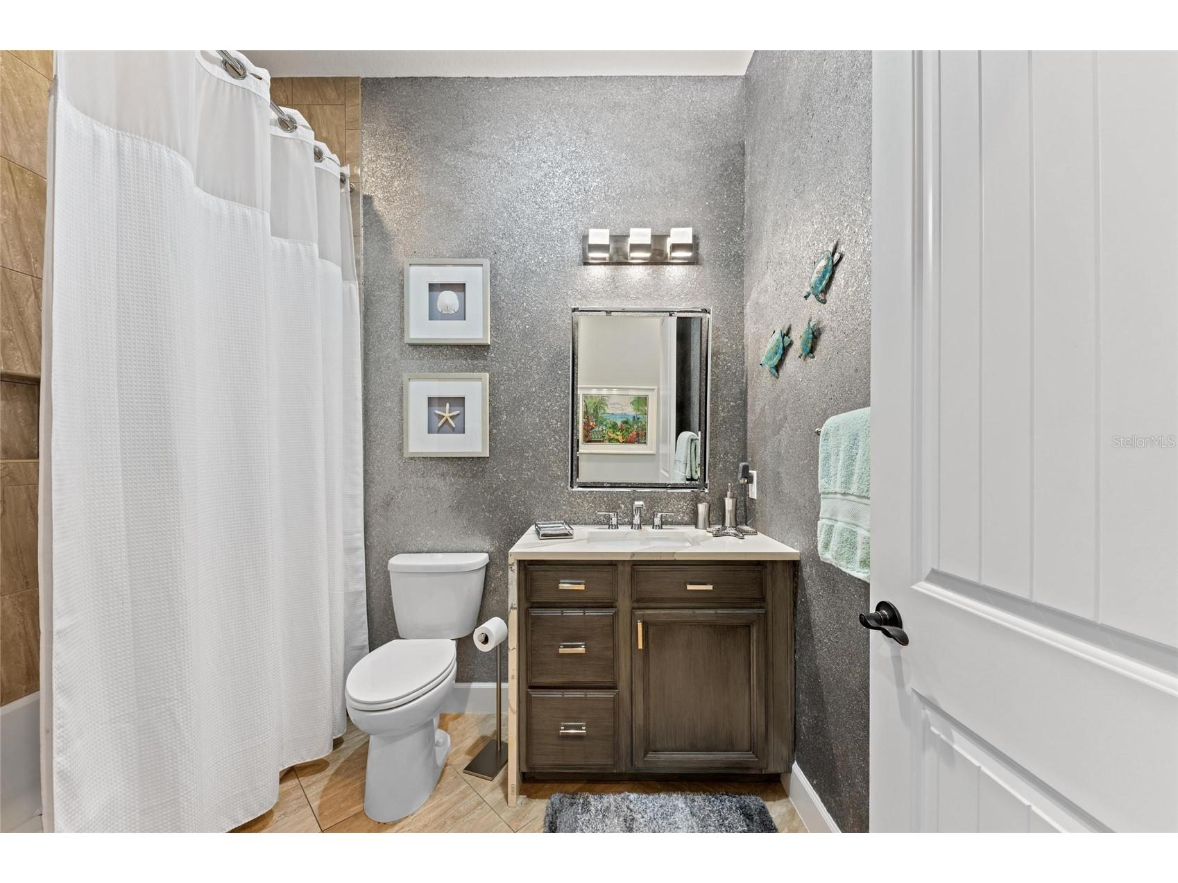 330 Compass Point Drive #101 Bradenton FL 34209 A4676445 image46