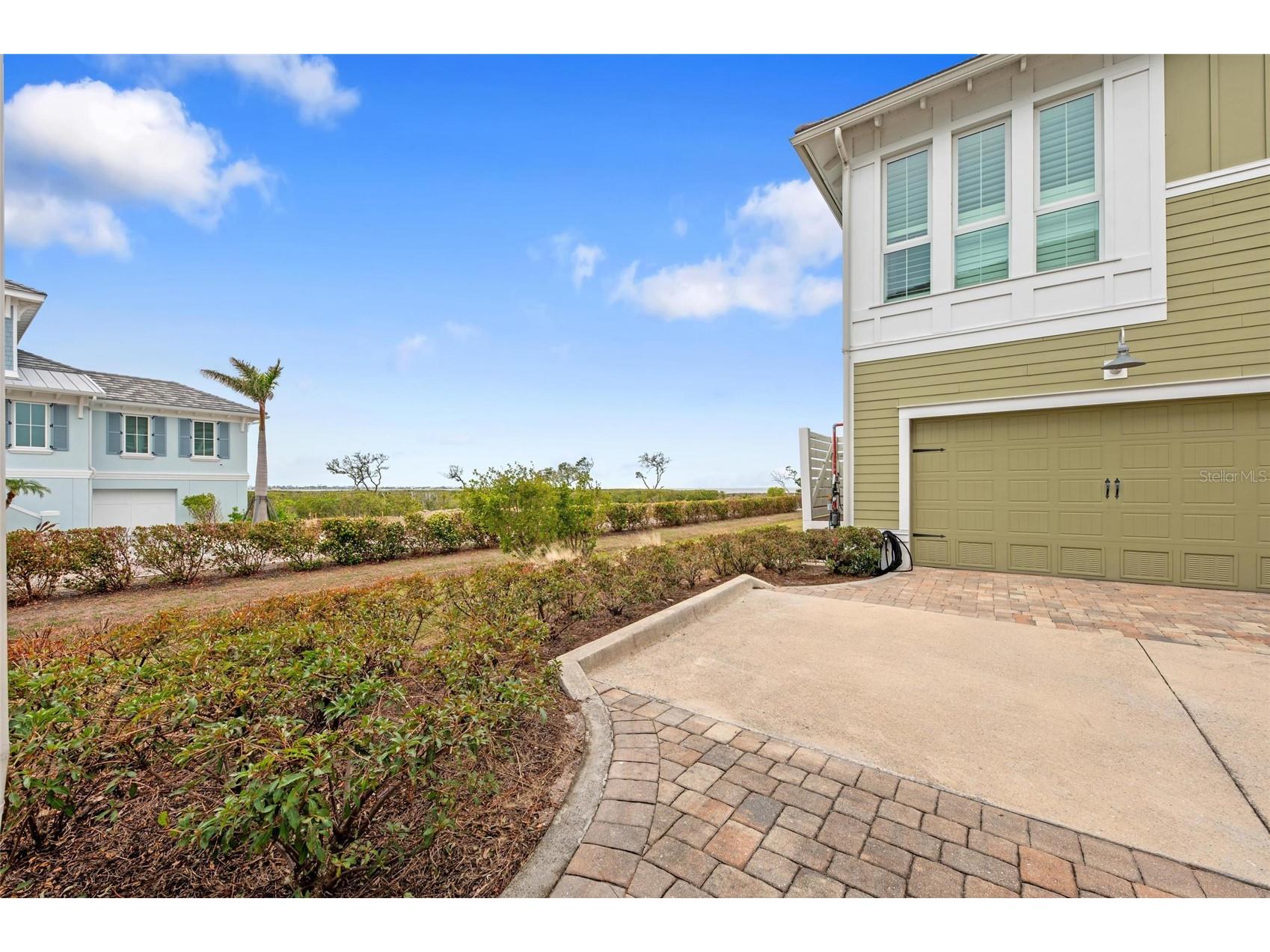 330 Compass Point Drive #101 Bradenton FL 34209 A4676445 image51