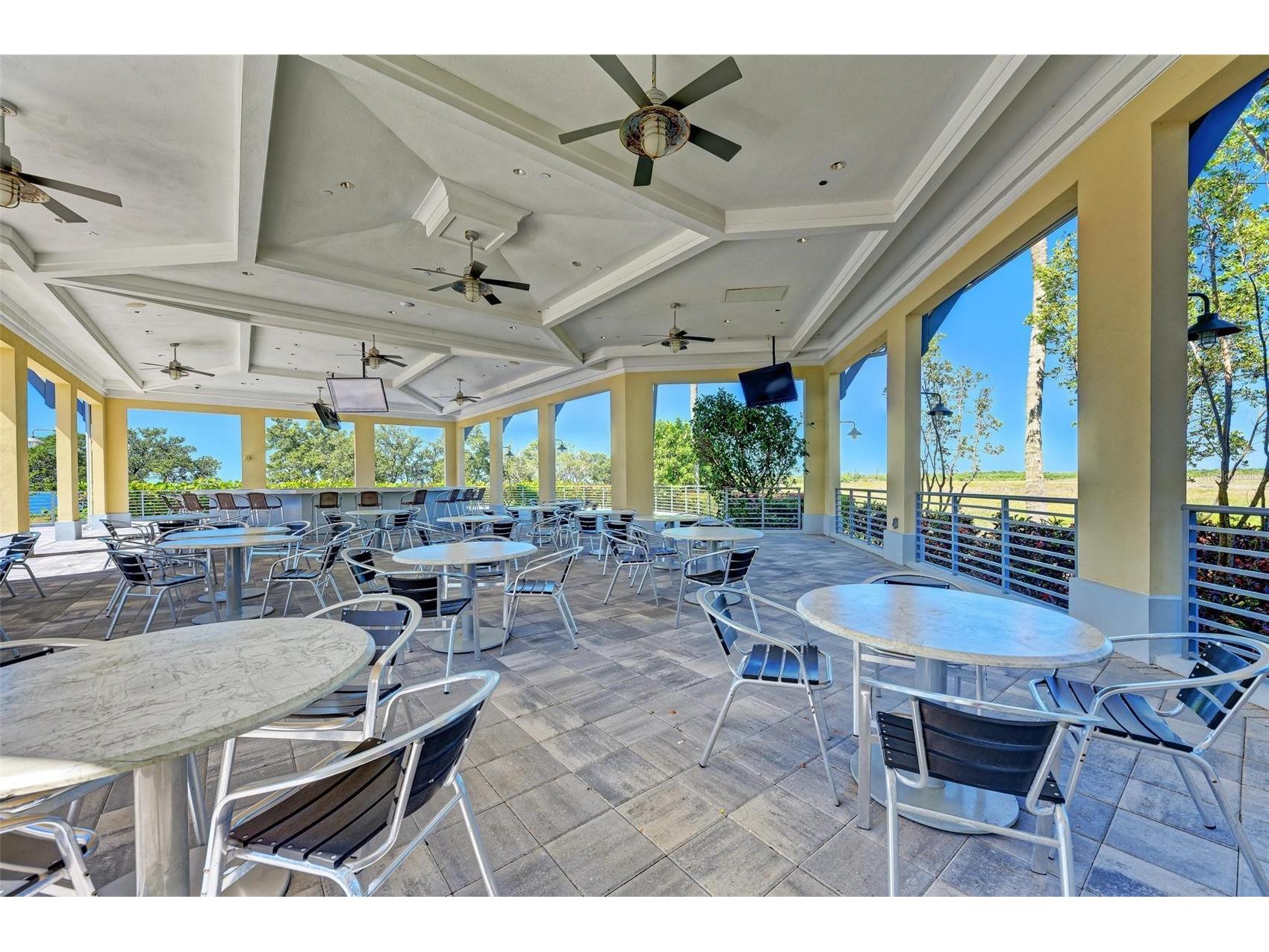 330 Compass Point Drive #101 Bradenton FL 34209 A4676445 image68