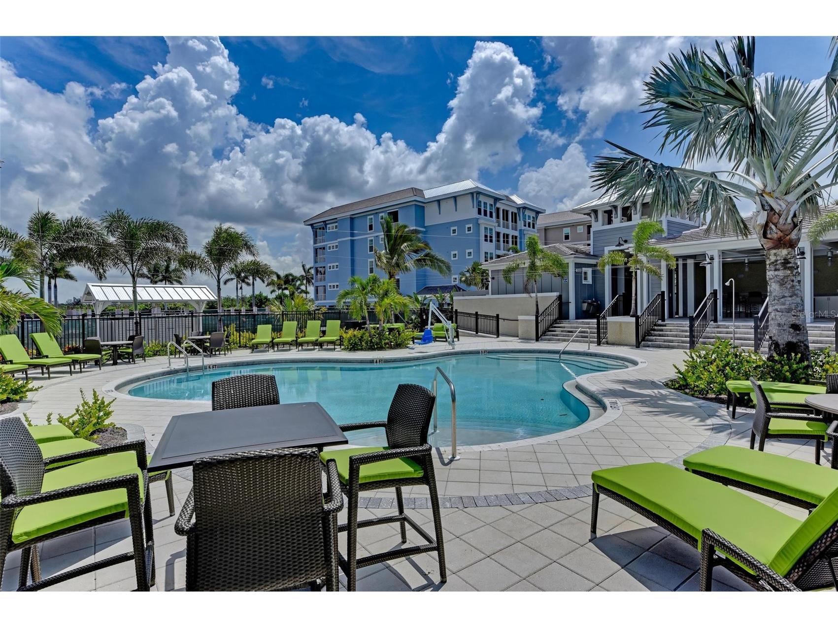 330 Compass Point Drive #101 Bradenton FL 34209 A4676445 image82