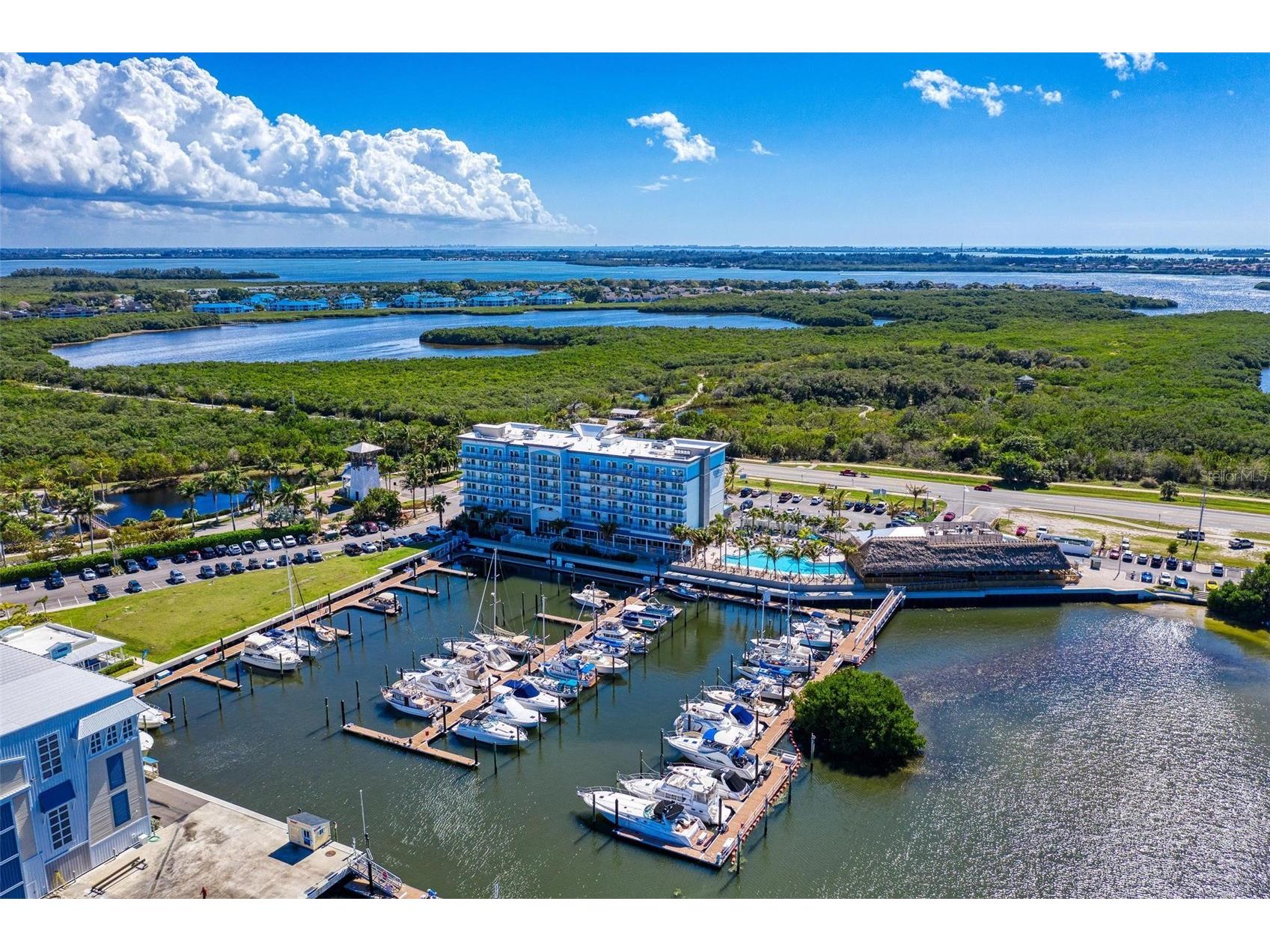 330 Compass Point Drive #101 Bradenton FL 34209 A4676445 image95