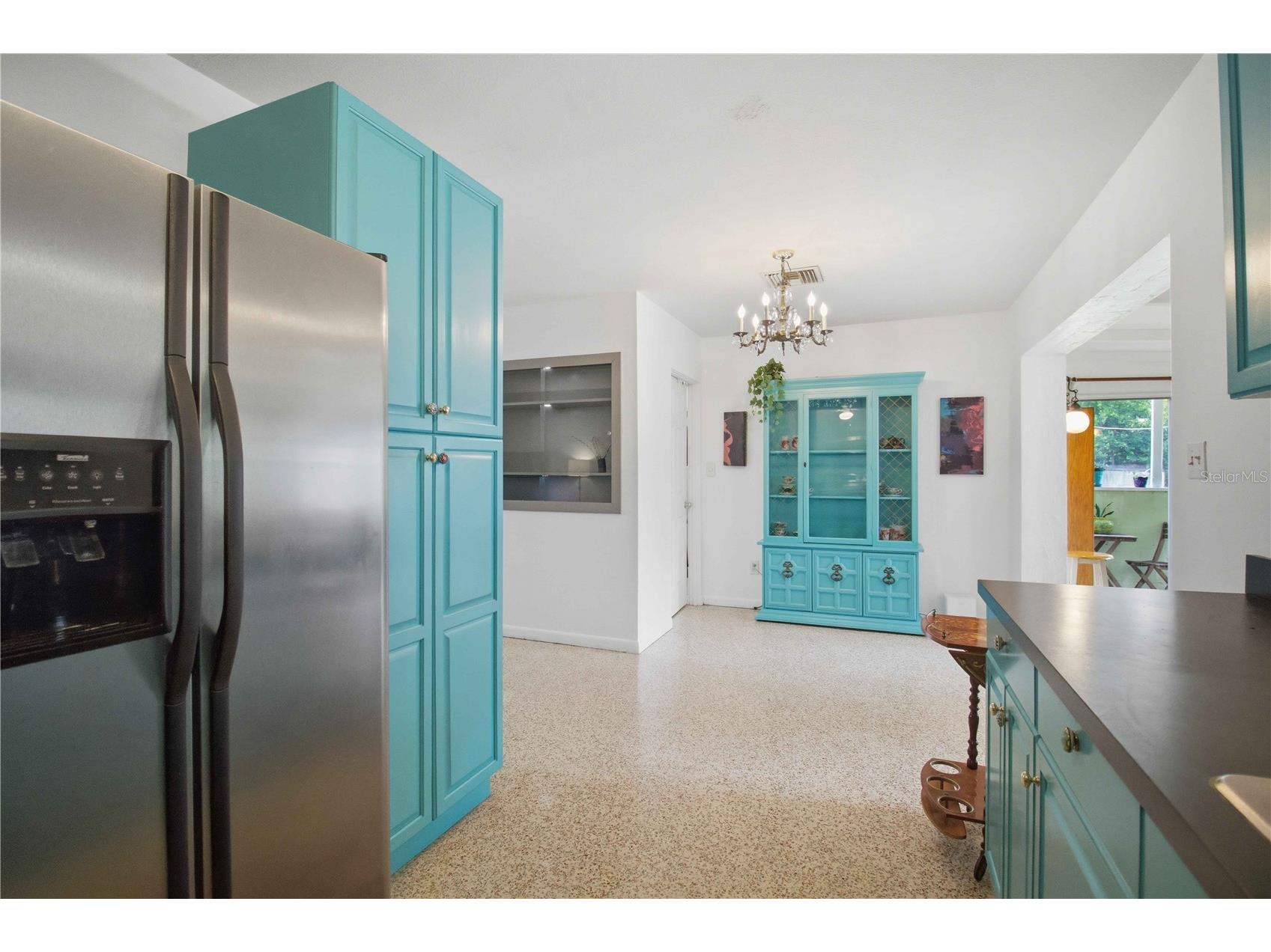 330 Crosby Court Sarasota FL 34237 A4695945 image10