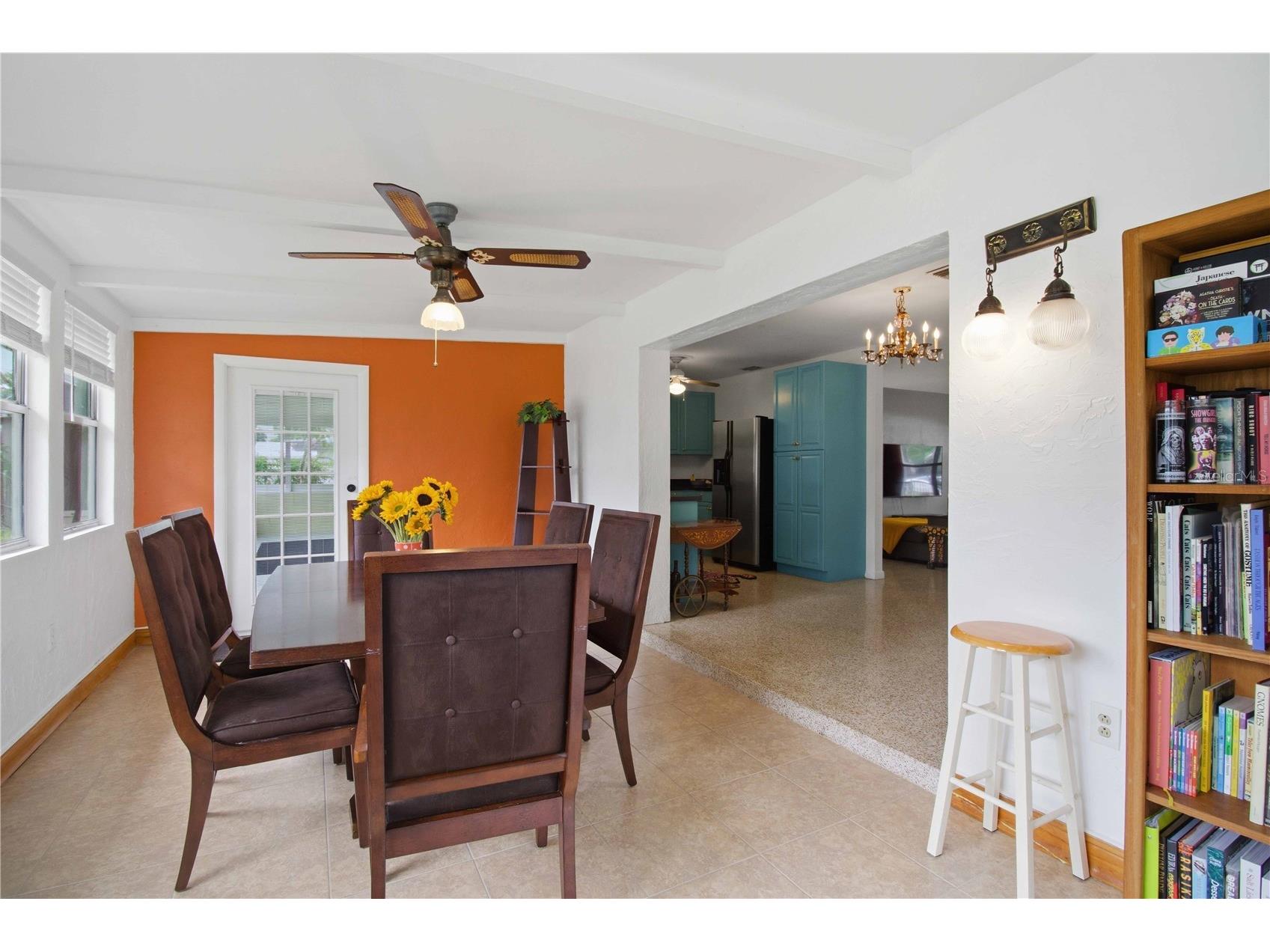 330 Crosby Court Sarasota FL 34237 A4695945 image14