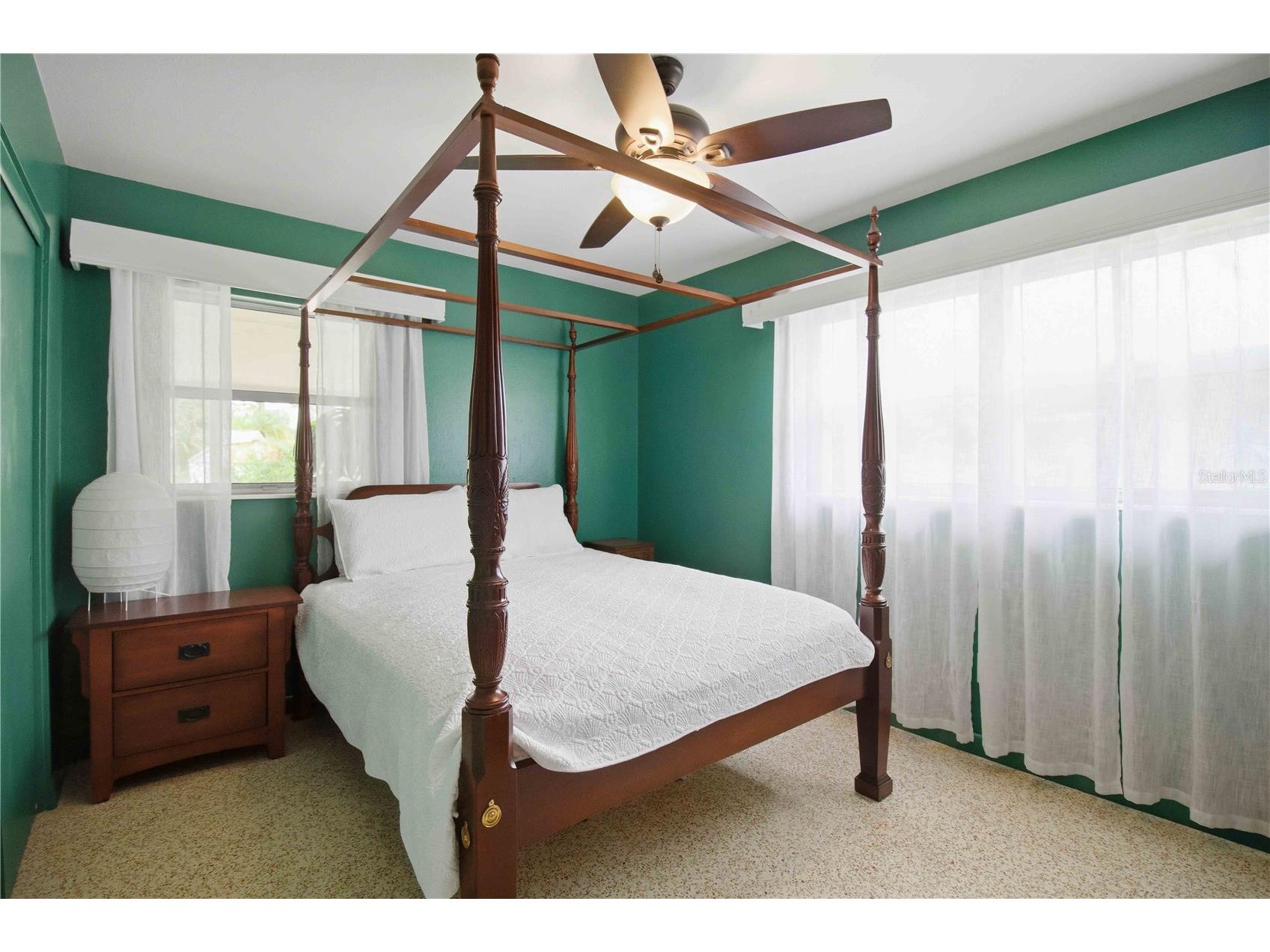 330 Crosby Court Sarasota FL 34237 A4695945 image17
