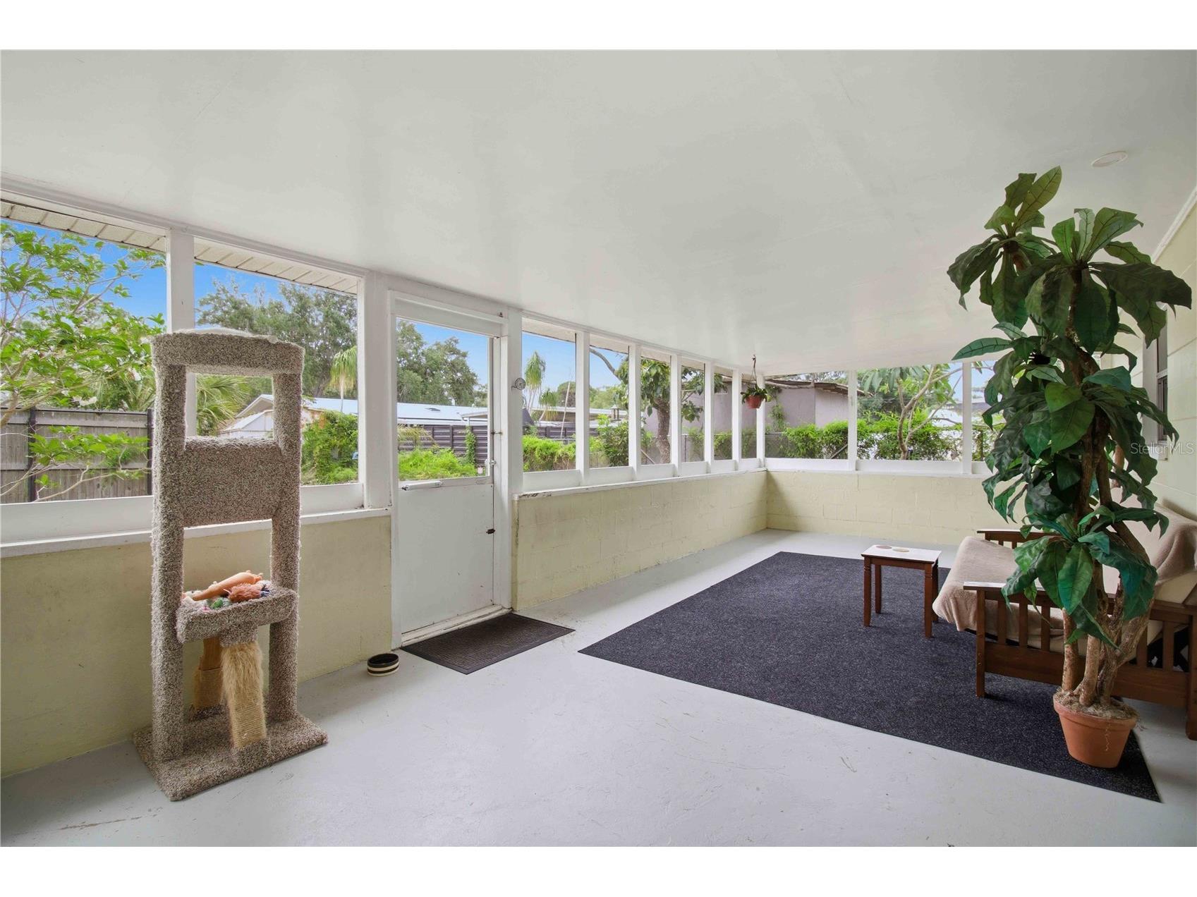 330 Crosby Court Sarasota FL 34237 A4695945 image24