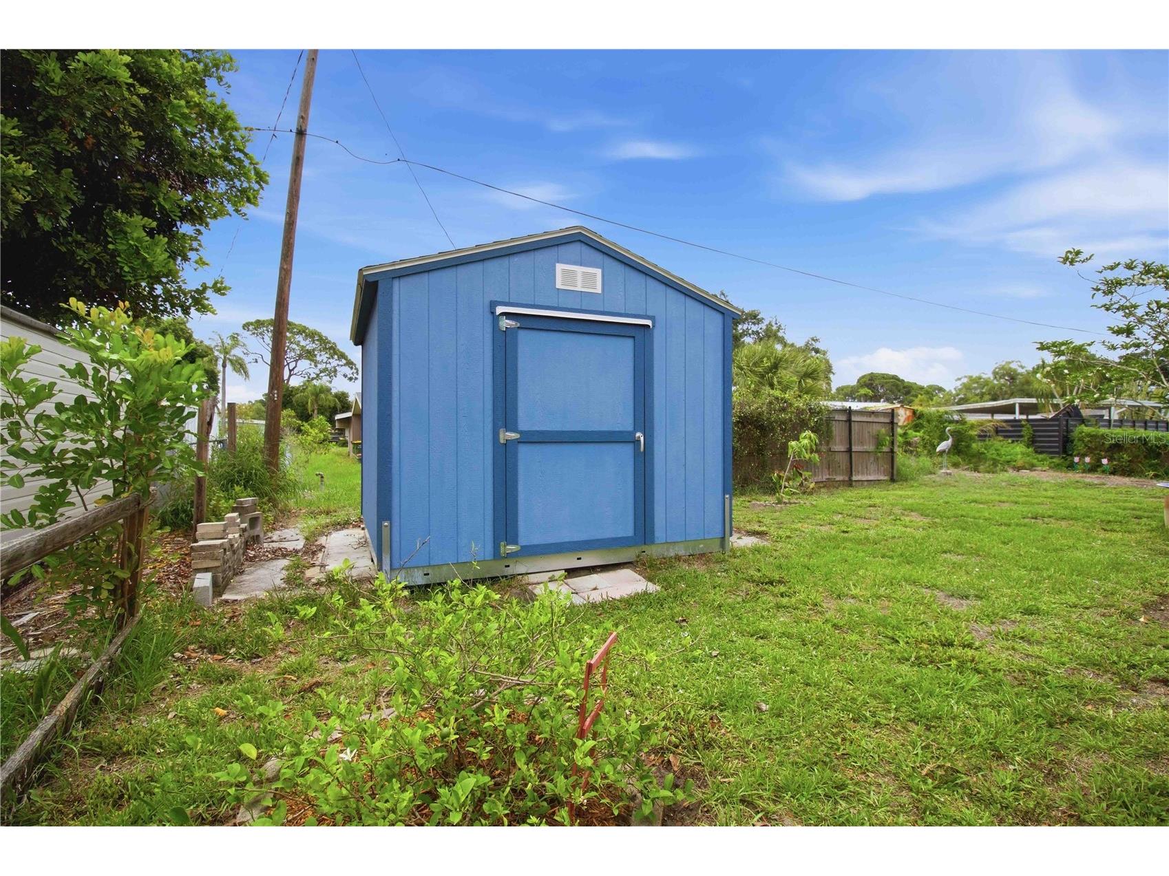 330 Crosby Court Sarasota FL 34237 A4695945 image31