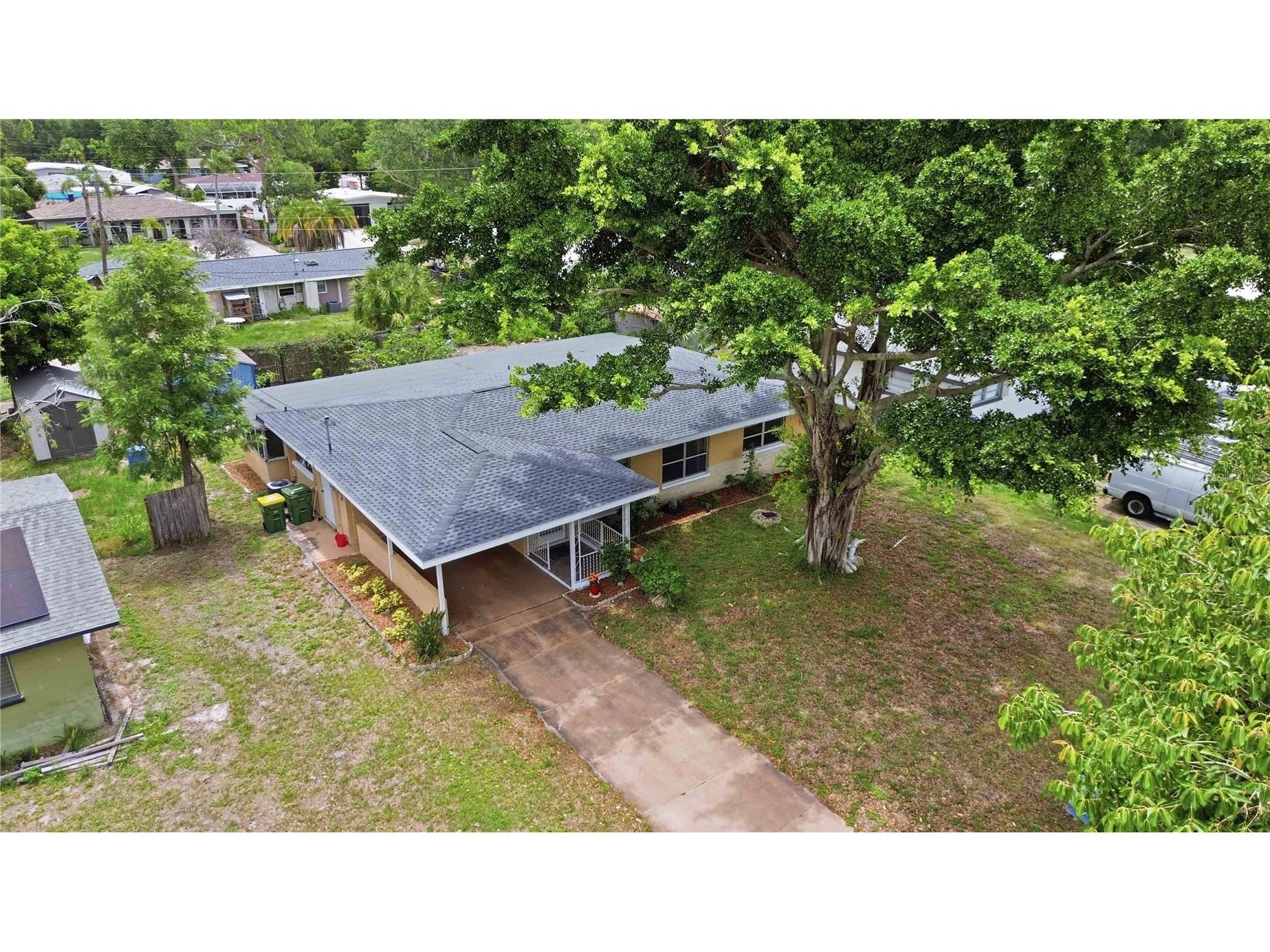 330 Crosby Court Sarasota FL 34237 A4695945 image38