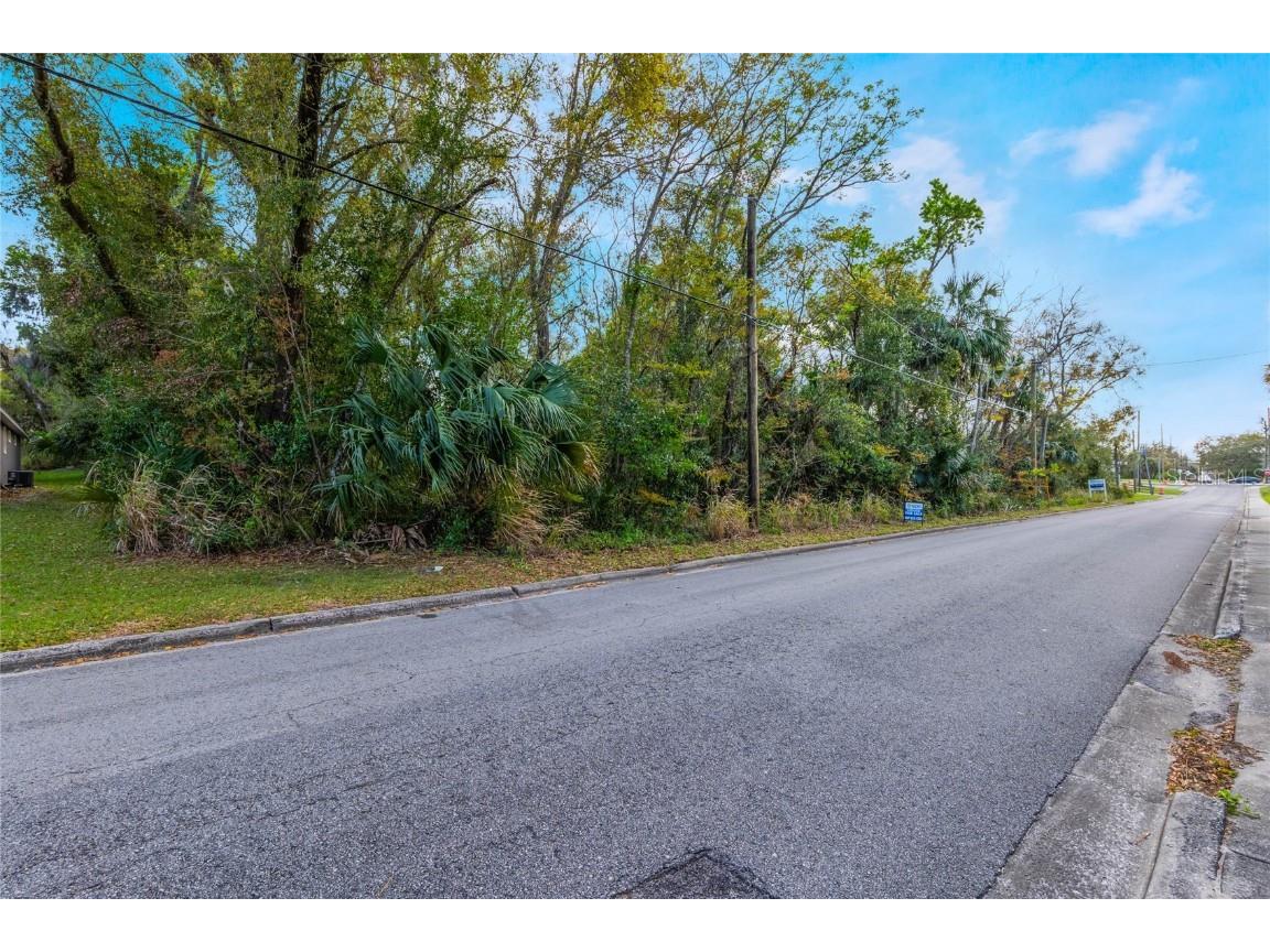 330 E Wisconsin Avenue Deland FL 32724 O6287010 image1