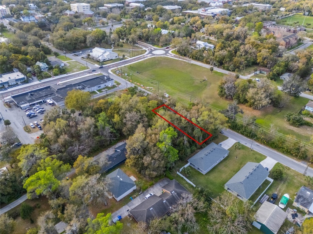 330 E Wisconsin Avenue Deland FL 32724 O6287010 image18