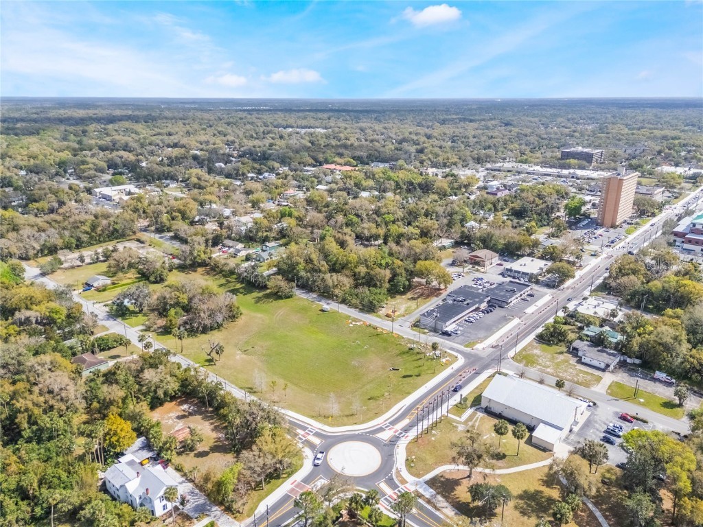 330 E Wisconsin Avenue Deland FL 32724 O6287010 image8