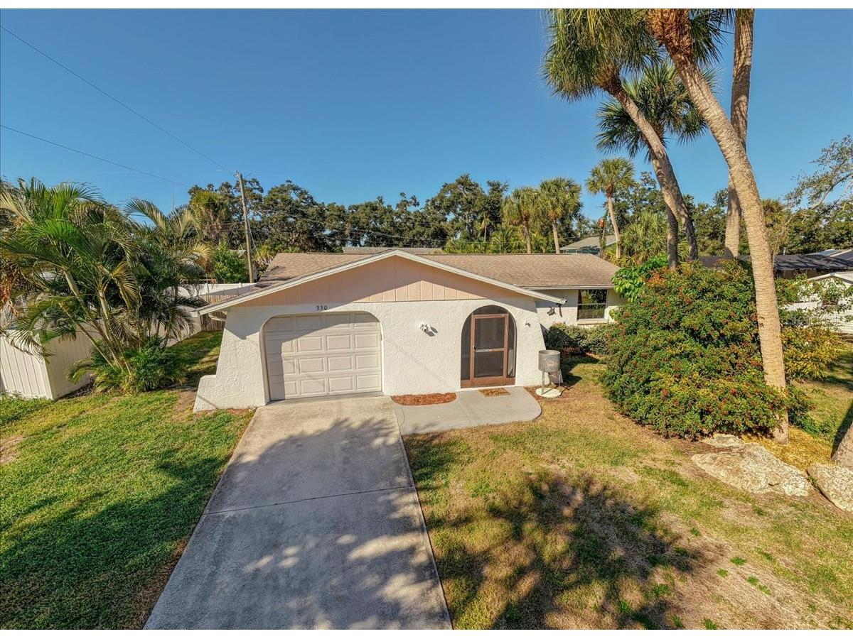 330 Falkland Road Venice FL 34293 A4676261 image1