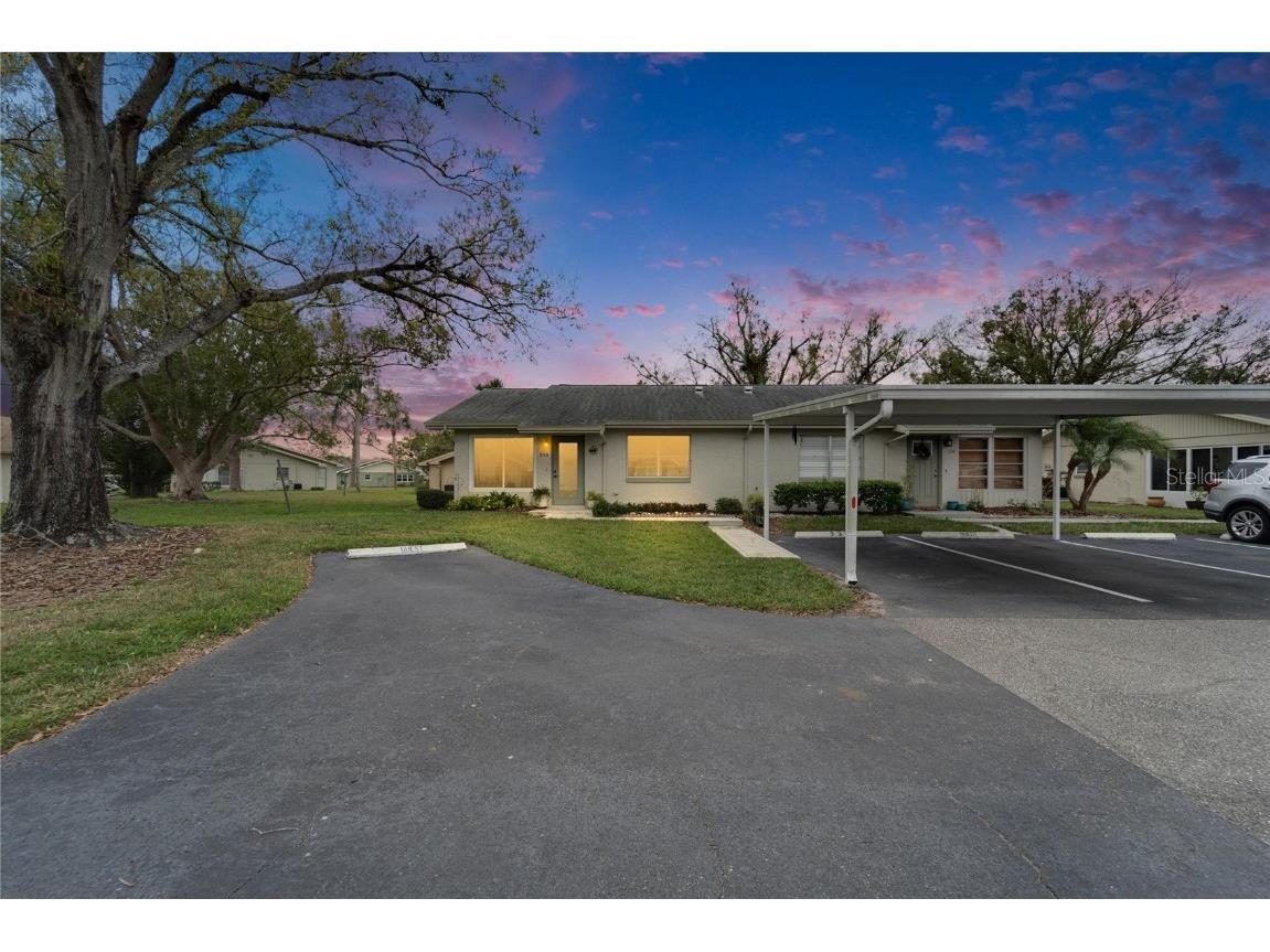 330 Gloucester Boulevard Sun City Center FL 33573 TB8352887 image1