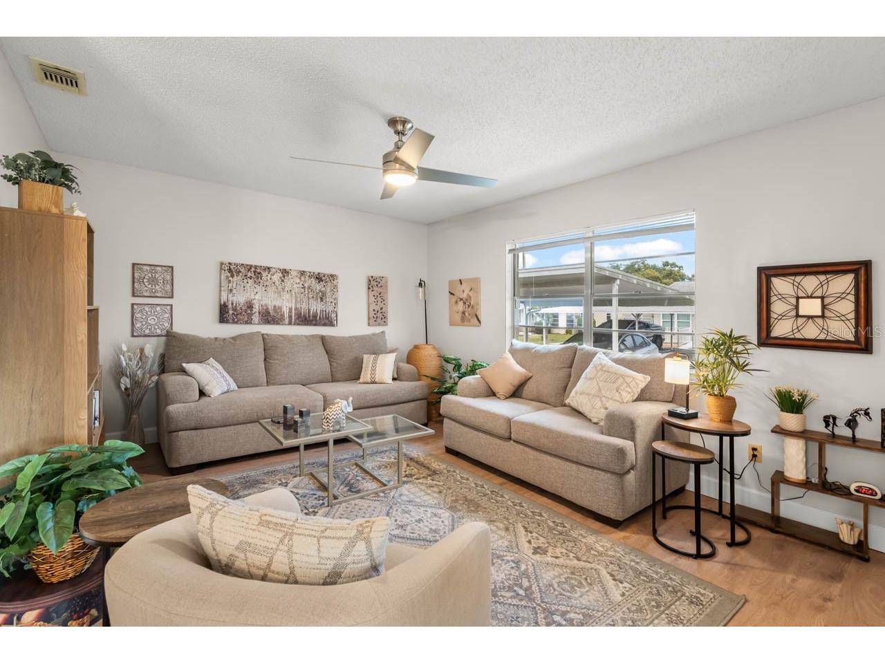 330 Gloucester Boulevard Sun City Center FL 33573 TB8504241 image4