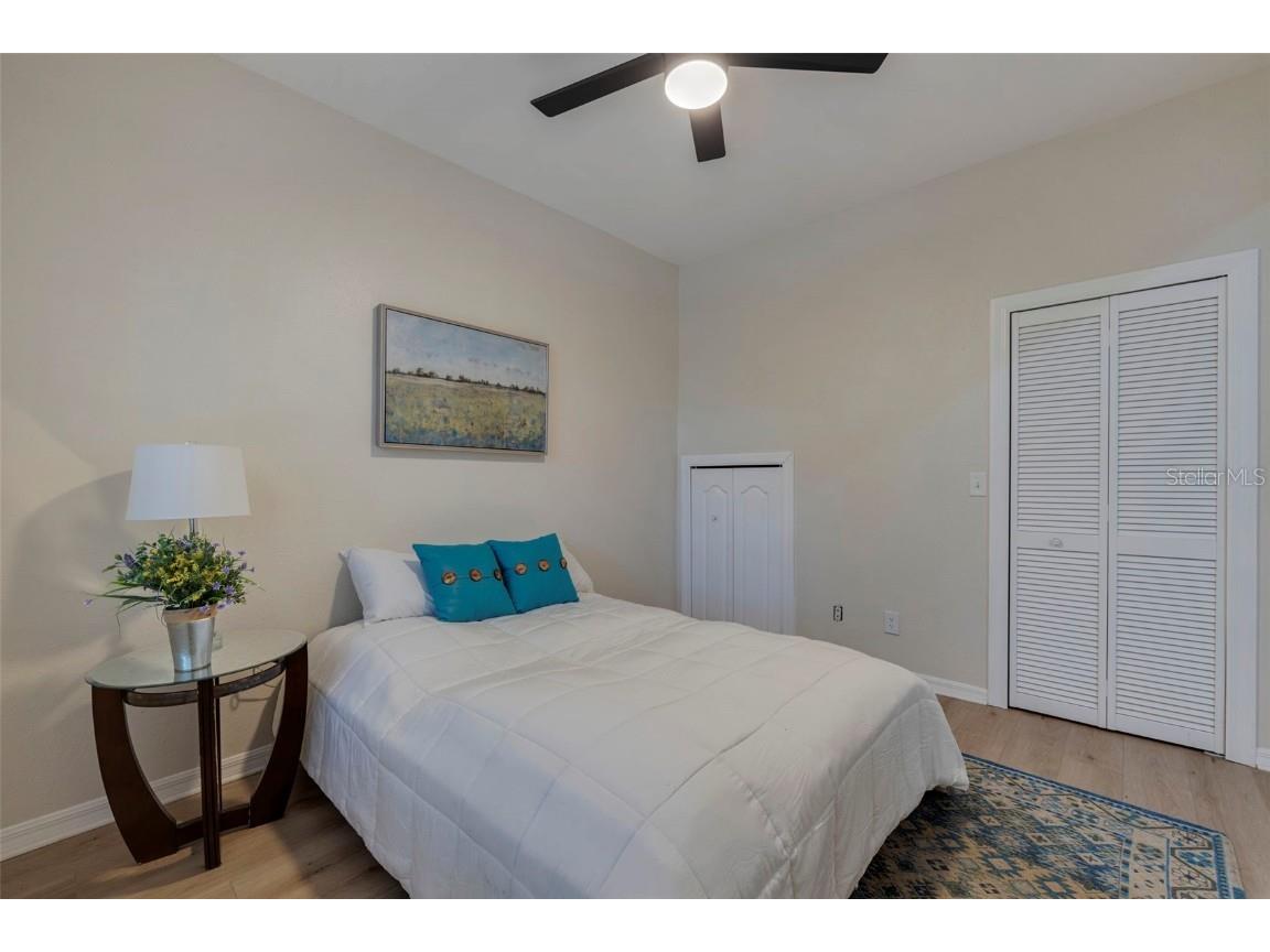 330 Lang Court N #1 Saint Petersburg FL 33701 TB8385562 image11