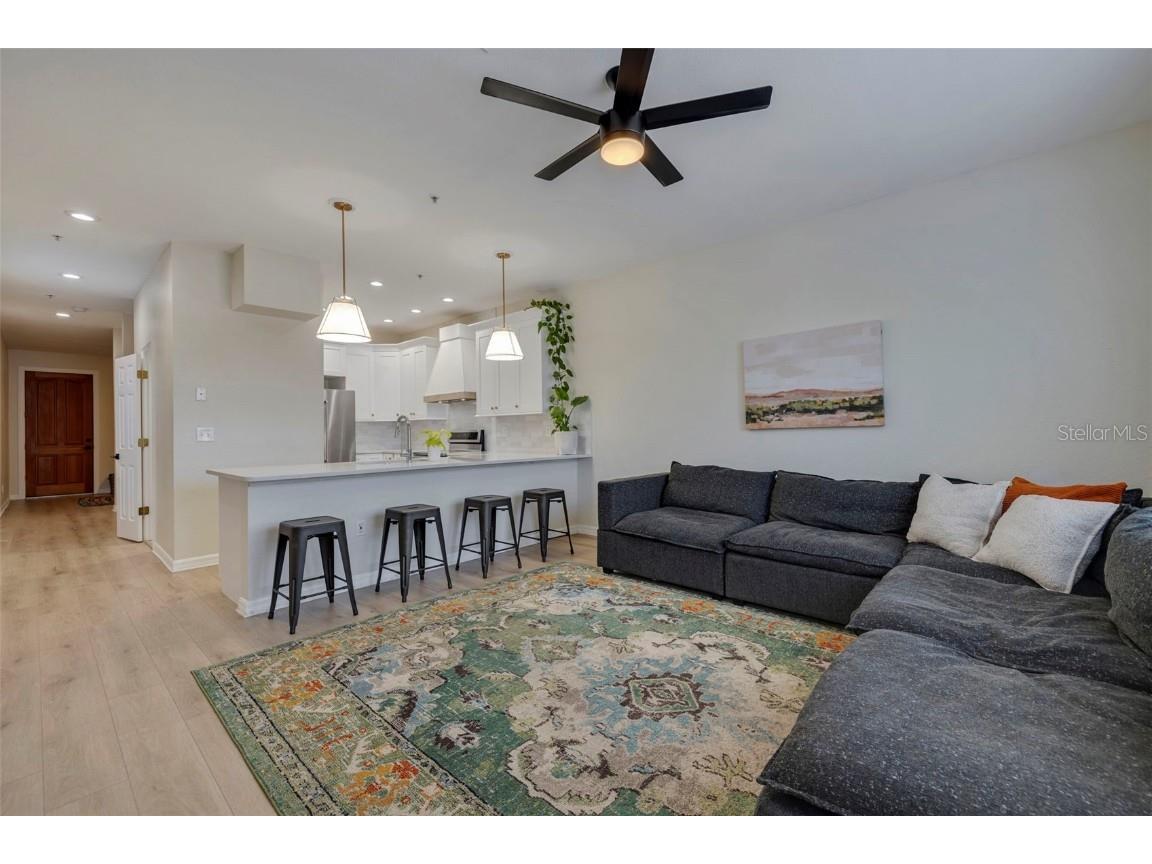 330 Lang Court N #1 Saint Petersburg FL 33701 TB8385562 image20