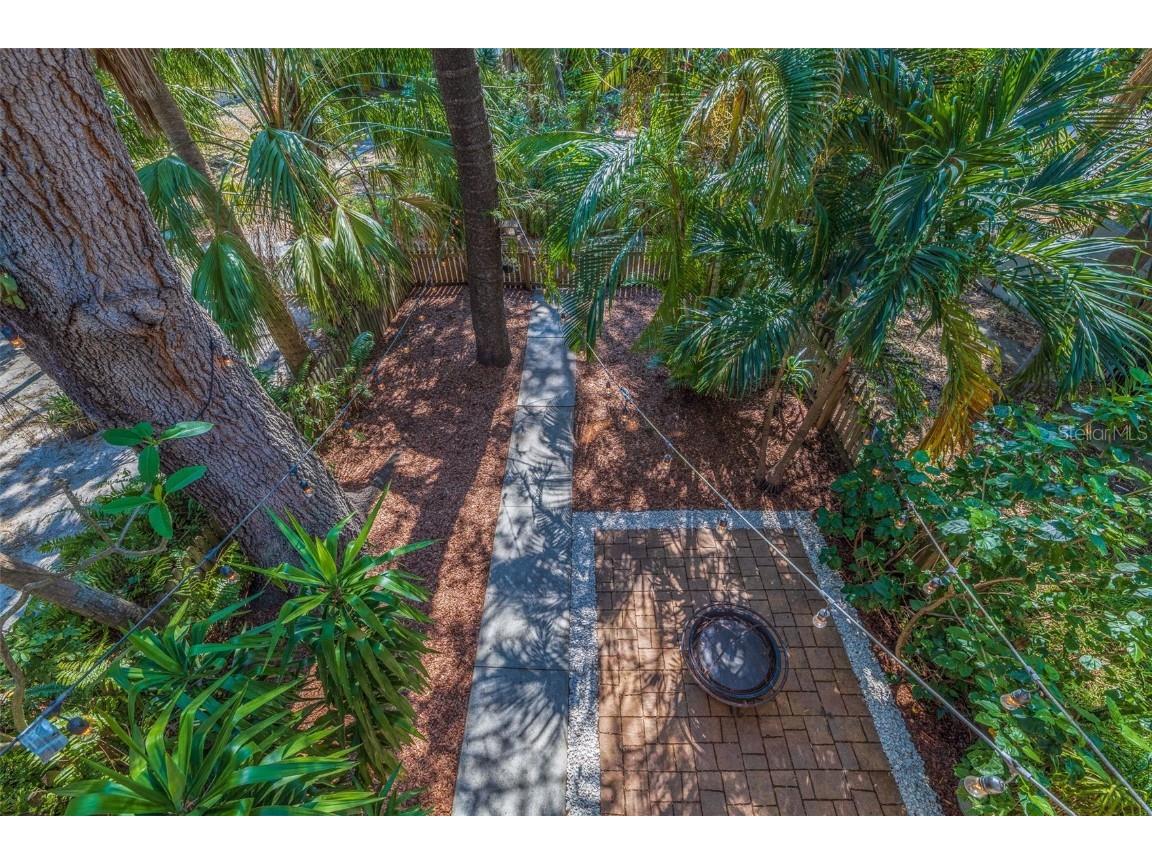 330 Lang Court N #1 Saint Petersburg FL 33701 TB8385562 image27