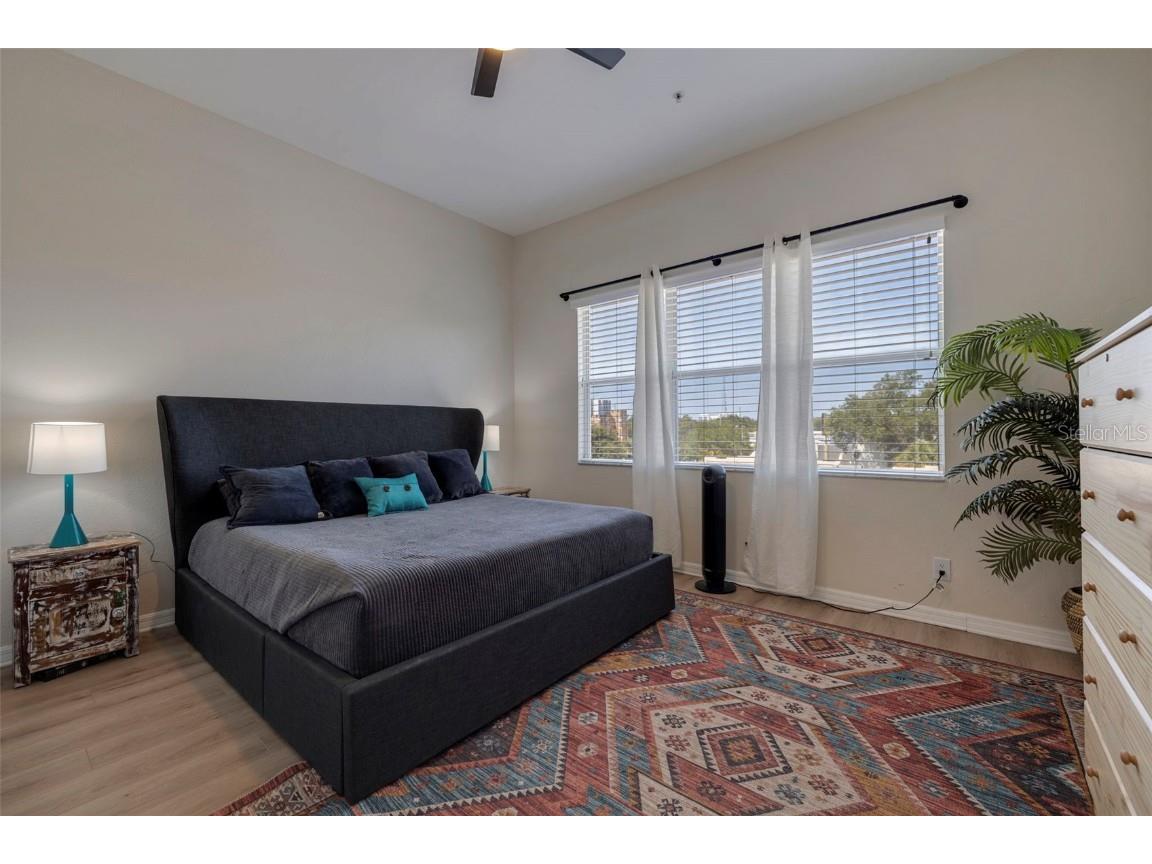 330 Lang Court N #1 Saint Petersburg FL 33701 TB8385562 image29