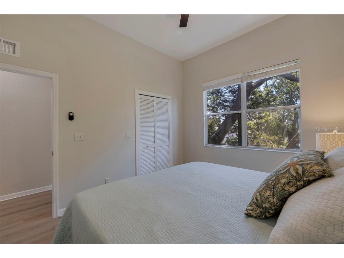 330 Lang Court N #1 Saint Petersburg FL 33701 TB8385562 image35