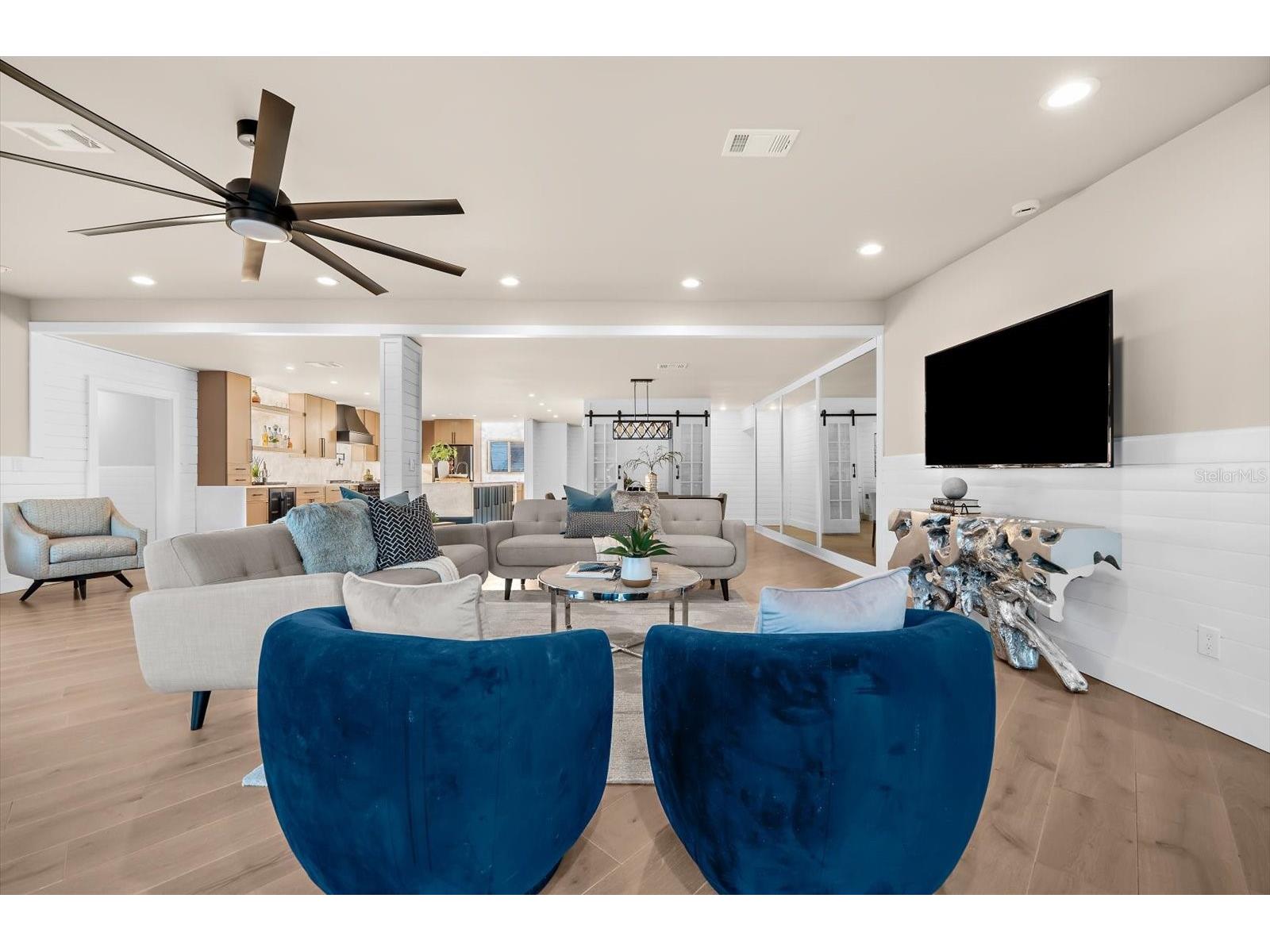 330 Leeward Island Clearwater Beach FL 33767 - INTERCOASTAL TB8451016 image4