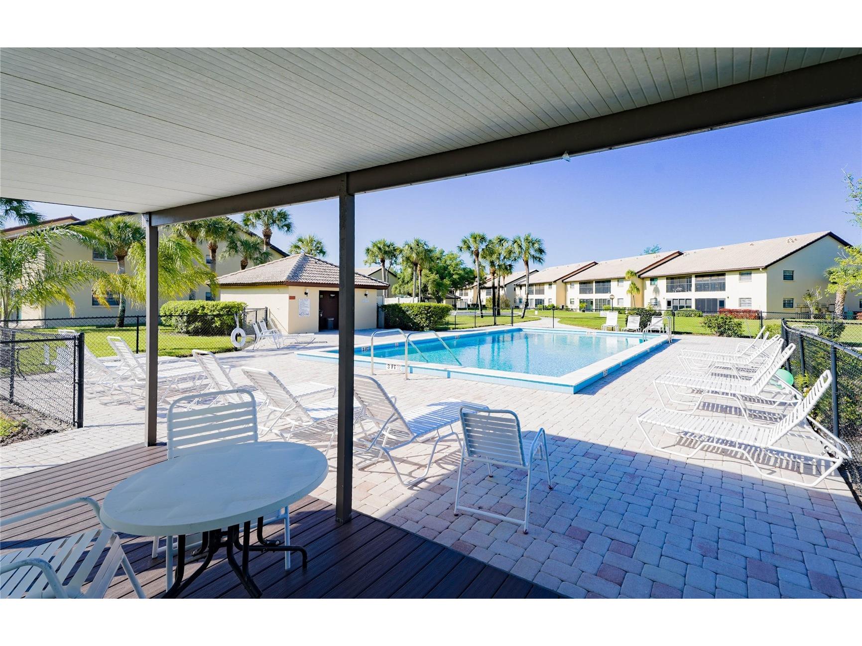 330 Mission Trail N #K Venice FL 34285 N6142390 image3