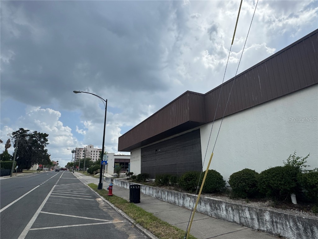 330 N Magnolia Avenue Ocala FL 34475 OM700546 image4