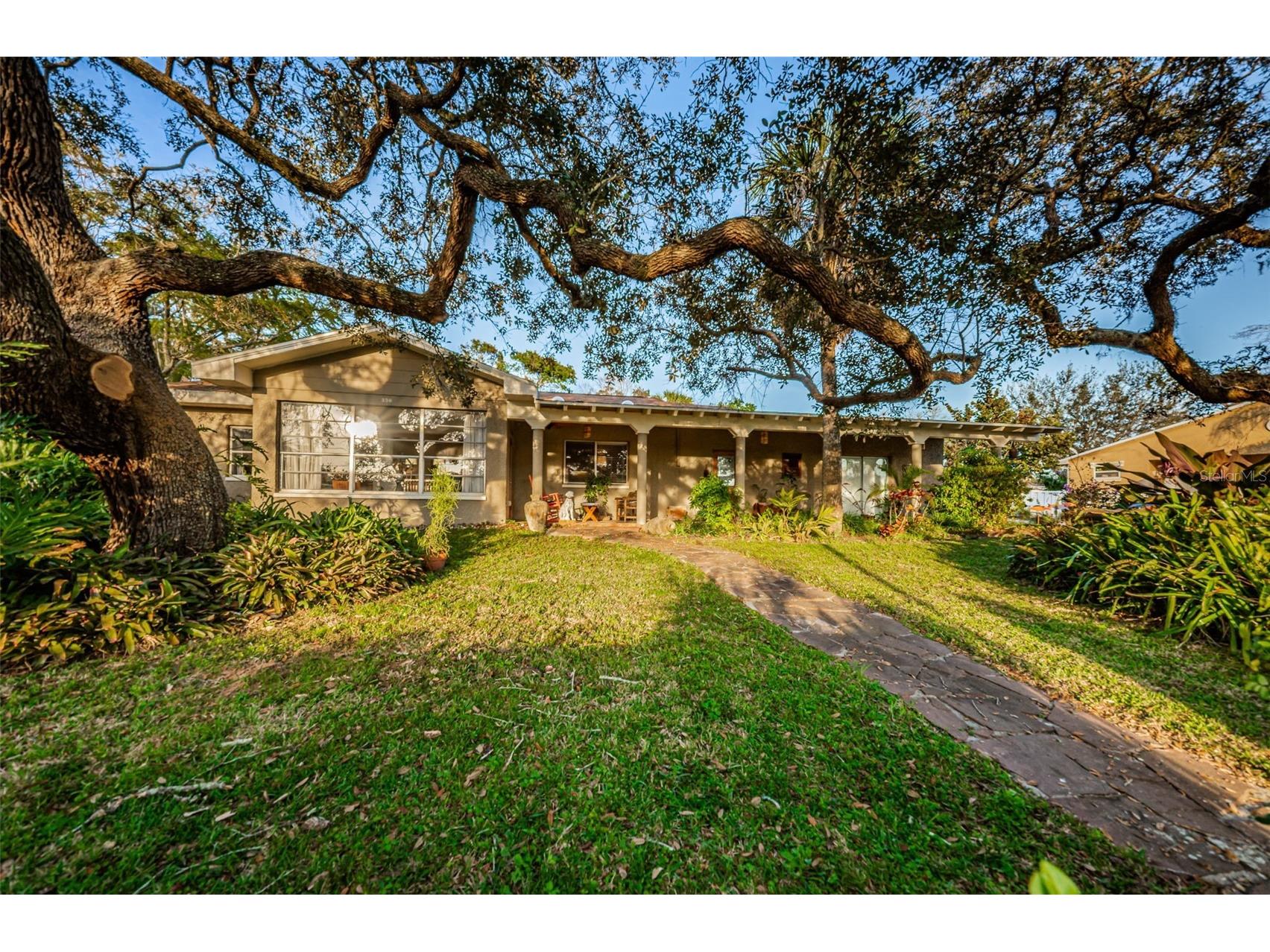 330 N Spring Boulevard Tarpon Springs FL 34689 TB8459429 image2