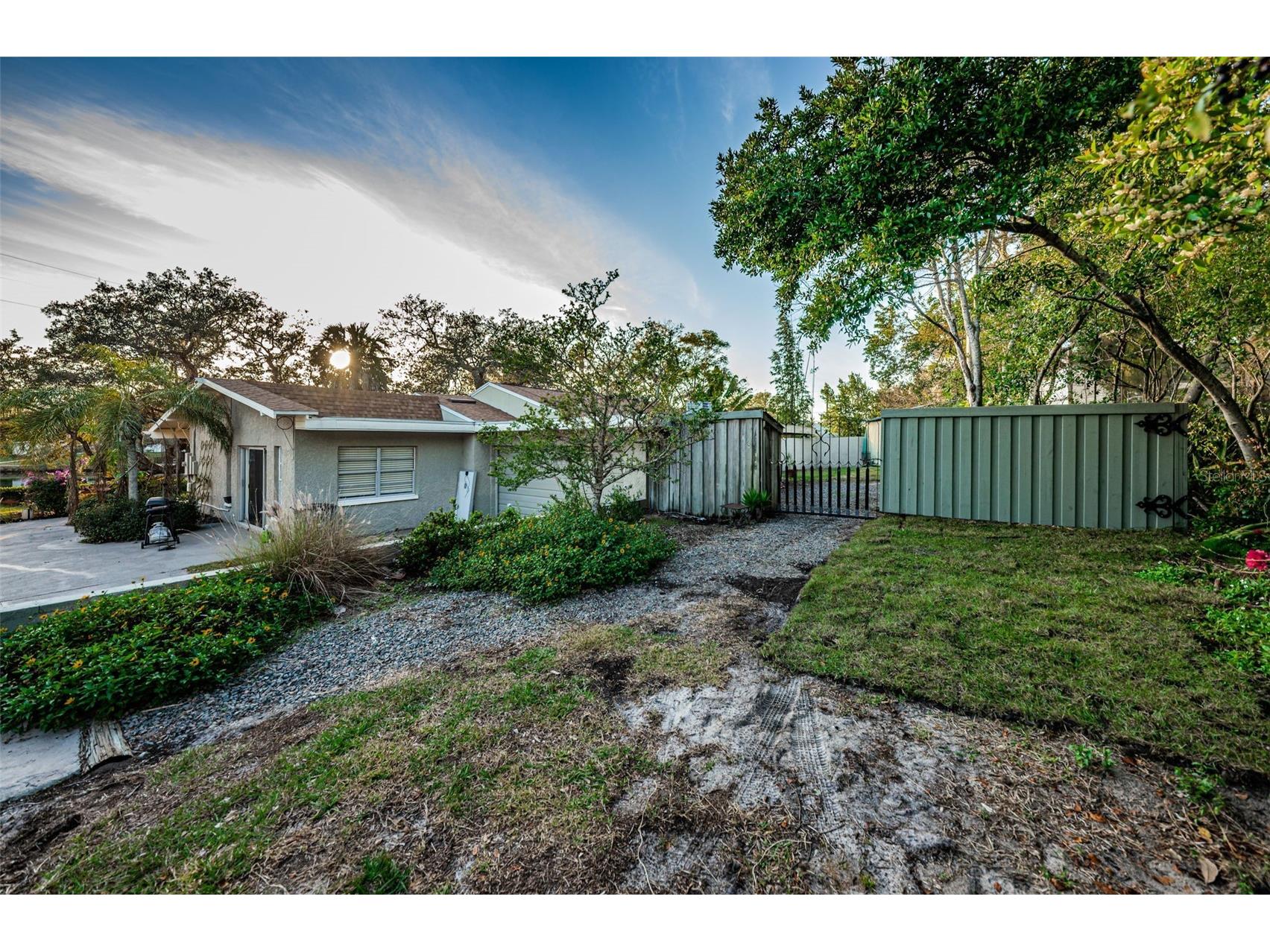 330 N Spring Boulevard Tarpon Springs FL 34689 TB8459429 image30