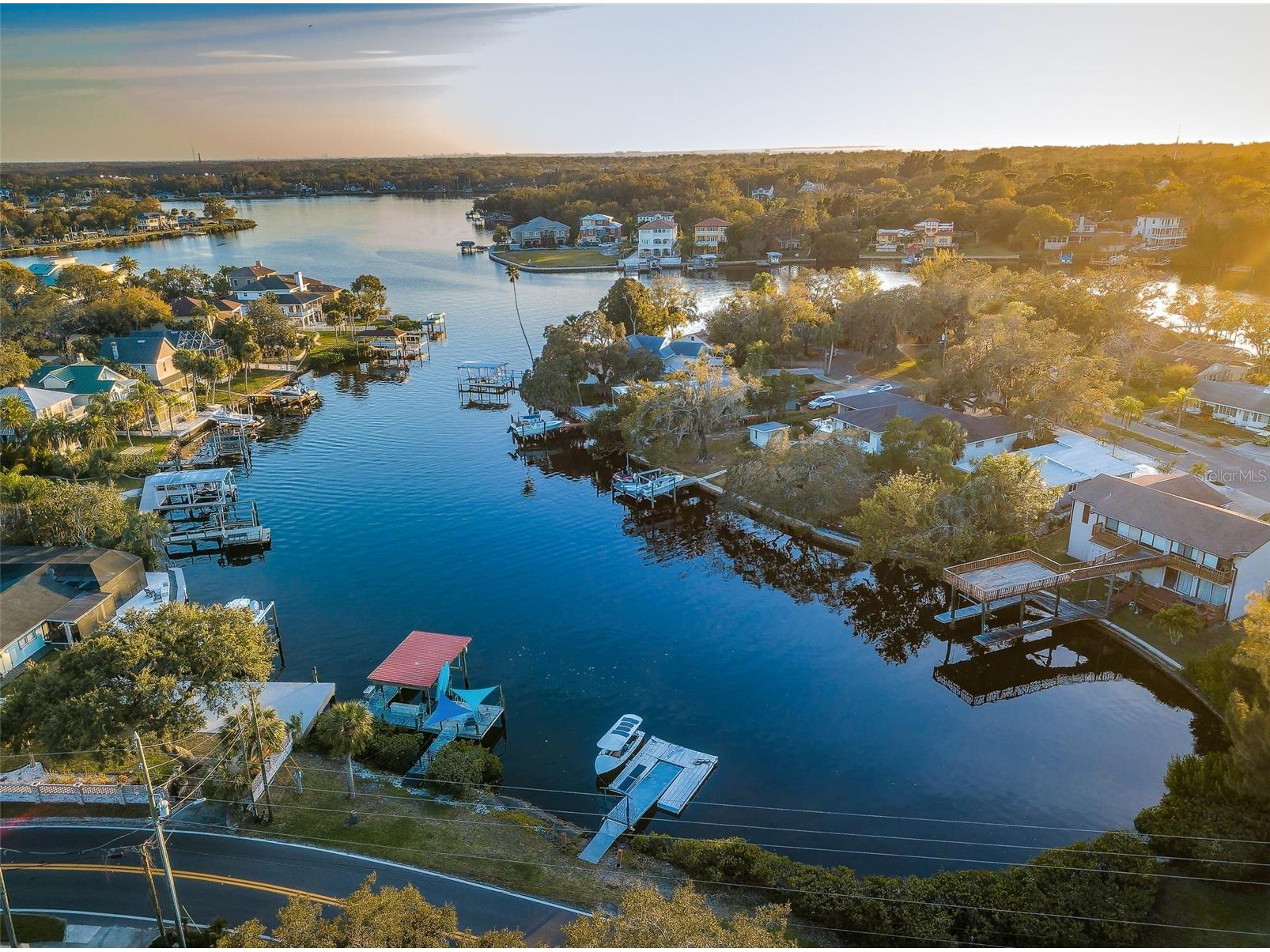 330 N Spring Boulevard Tarpon Springs FL 34689 TB8459429 image33