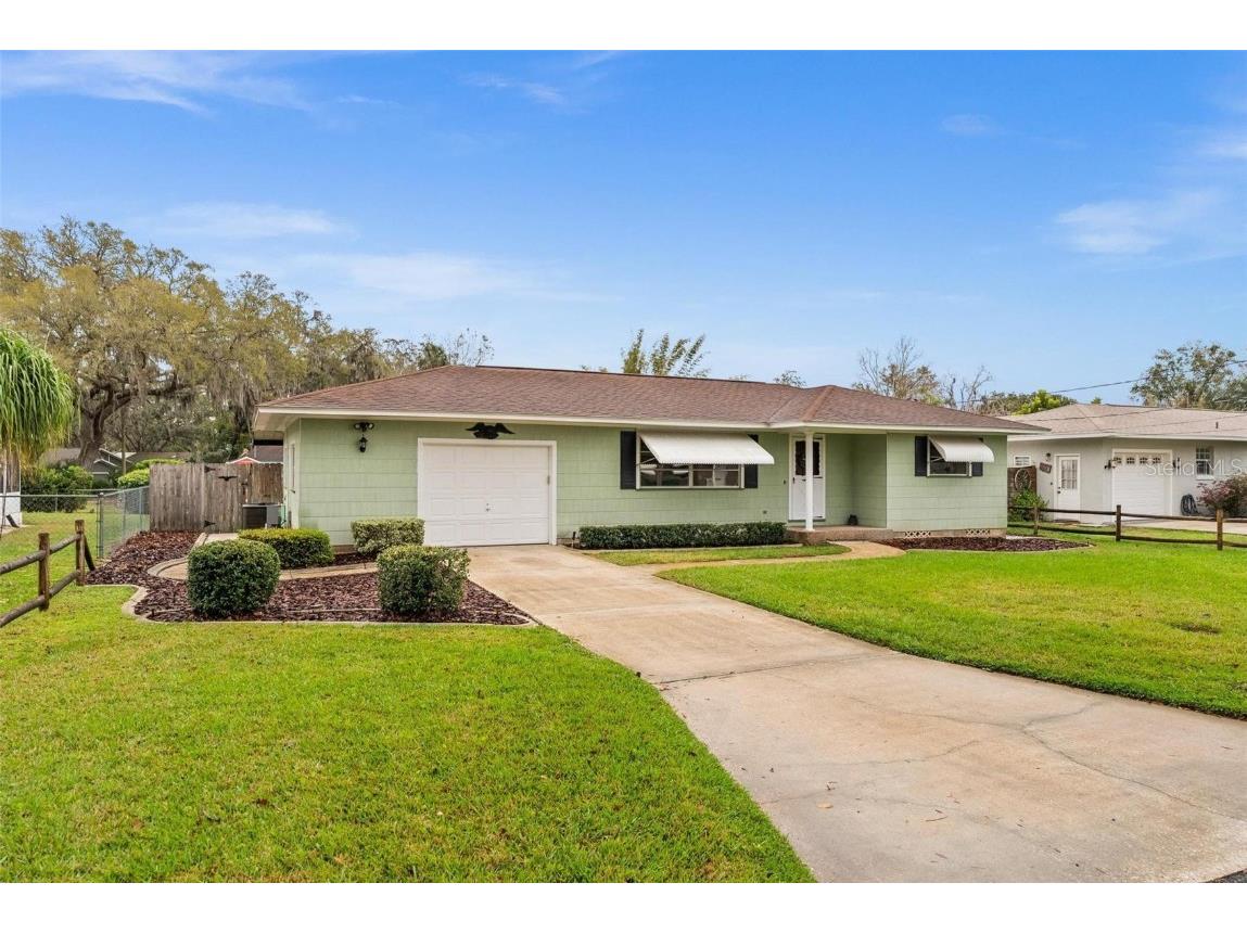 330 N Sunset Drive Mount Dora FL 32757 G5093459 image1