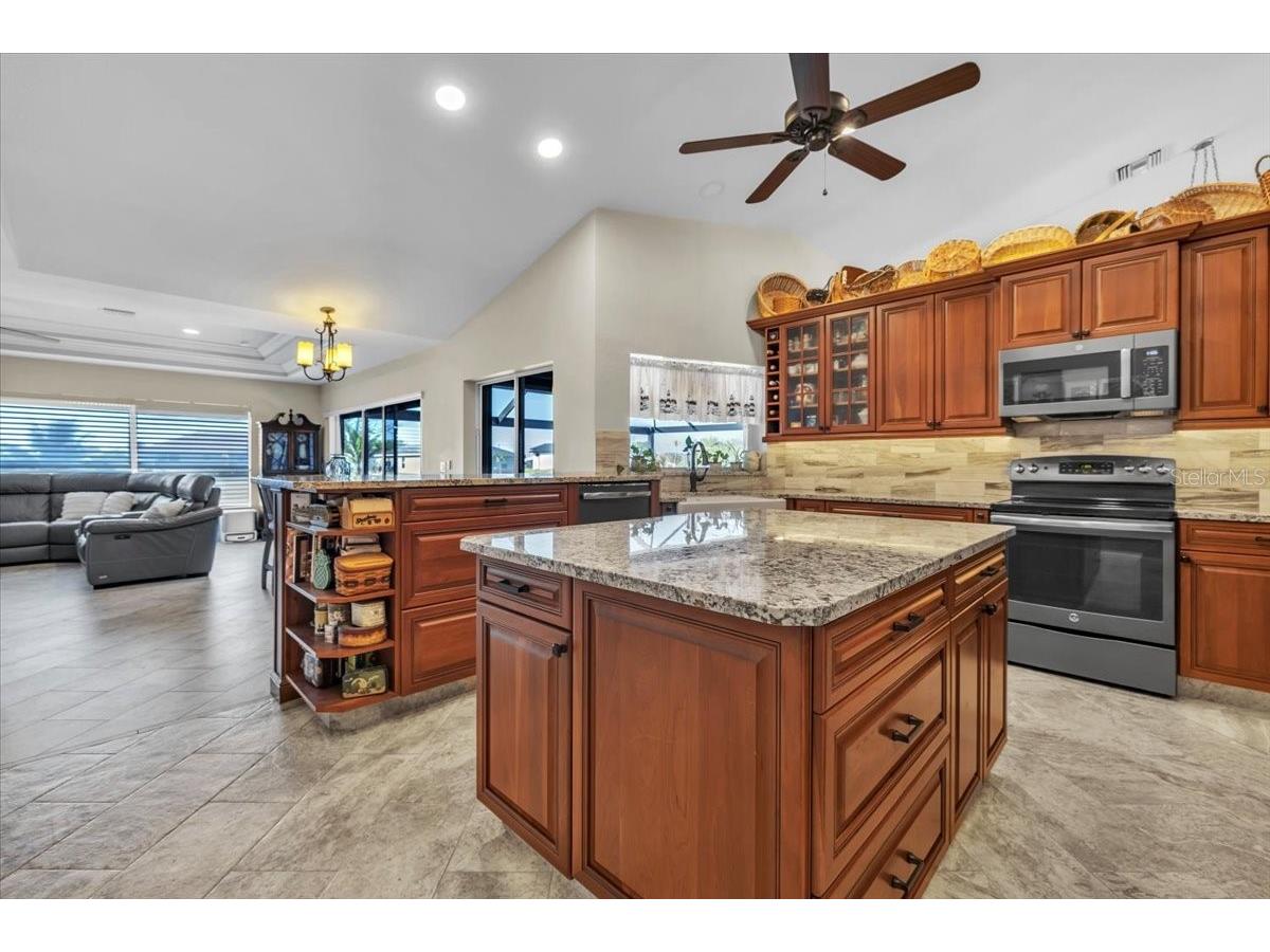 330 NE 20th Street Cape Coral FL 33909 C7523661 image13