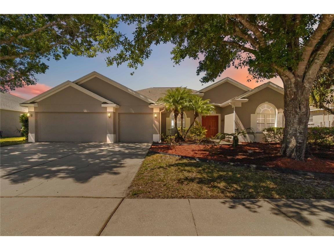 330 Osprey Lakes Circle Chuluota FL 32766 - OSPREY LAKE O6290993 image1