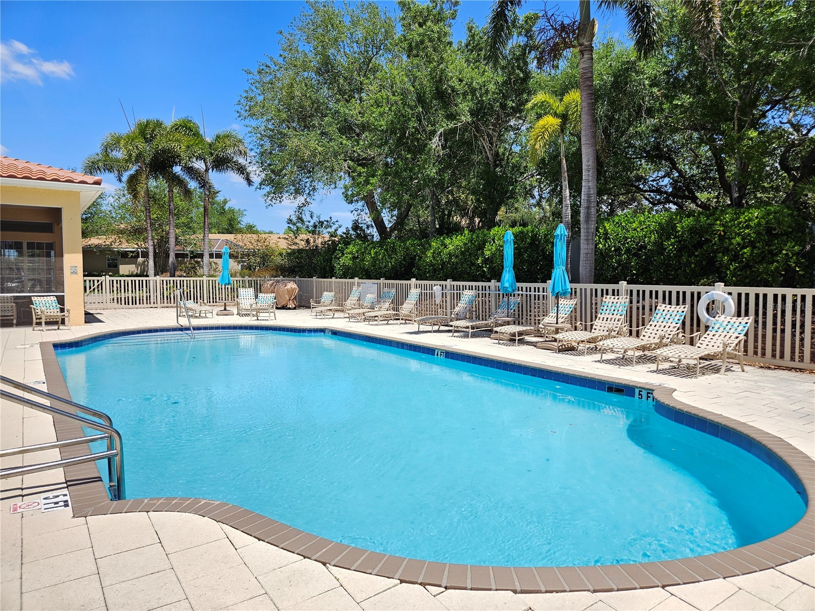 330 Rio Terra Venice FL 34285 N6143933 image5