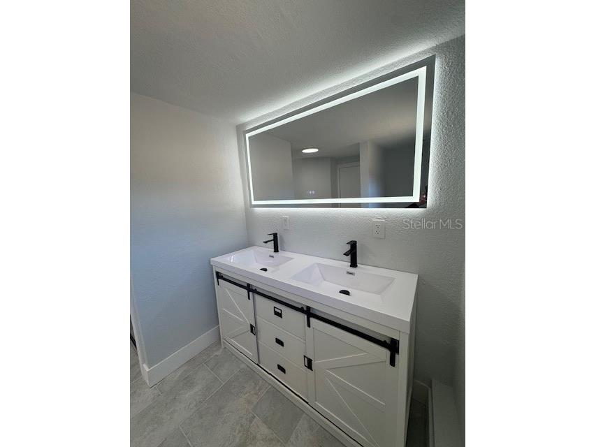 330 S. Buena Vista Avenue Orlando FL 32835 O6384167 image9