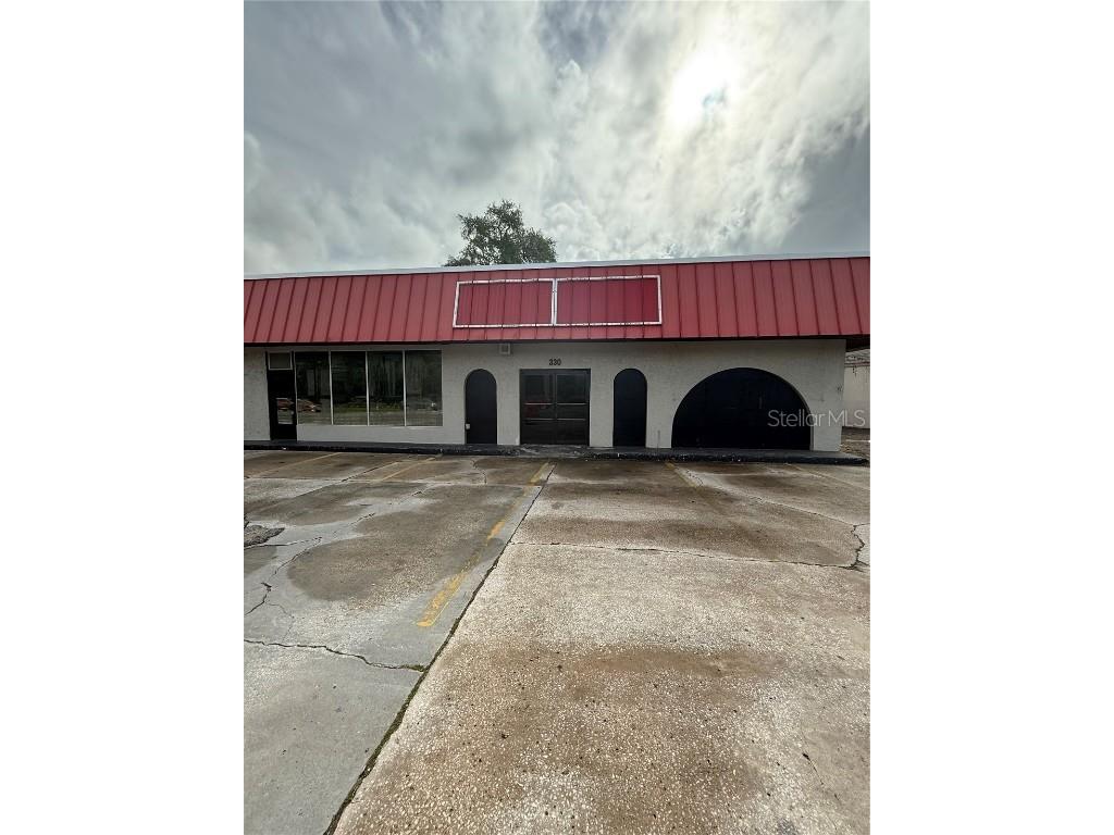 330 S Main Street Wildwood FL 34785 O6351822 image1