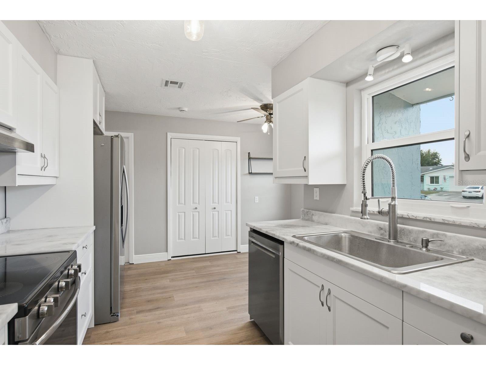 330 Scott Court Palm Harbor FL 34684 TB8524680 image15