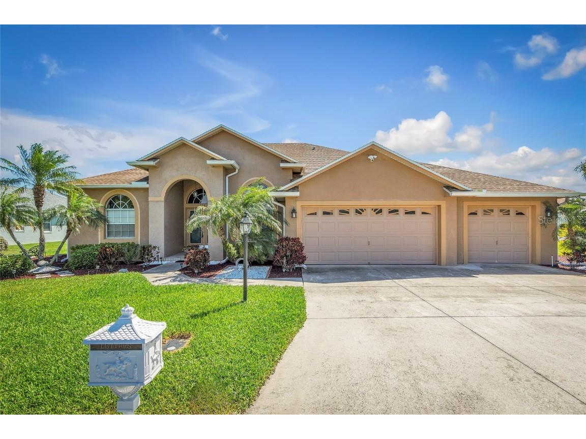 330 Terranova Boulevard Winter Haven FL 33884 P4929539 image1