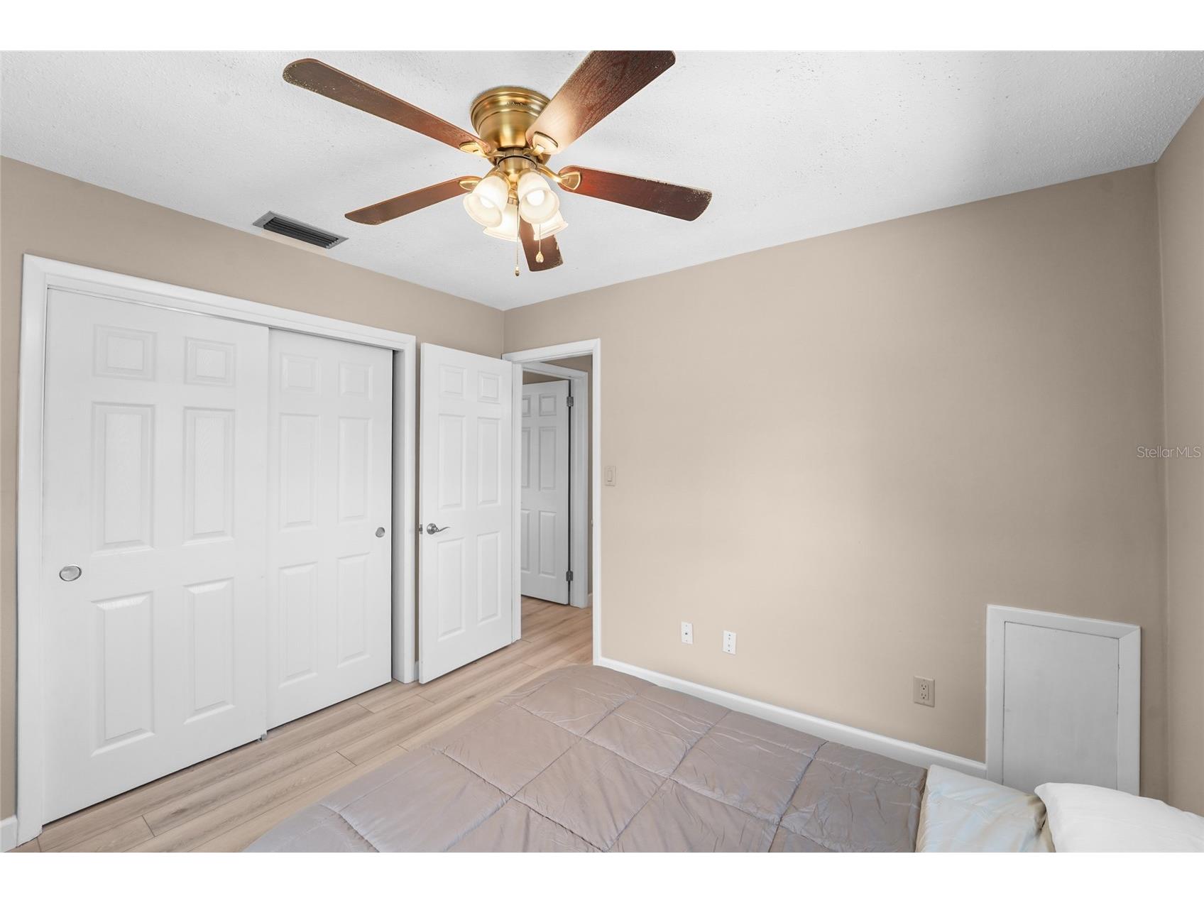 3300 62nd Street N Saint Petersburg FL 33710 TB8527079 image14