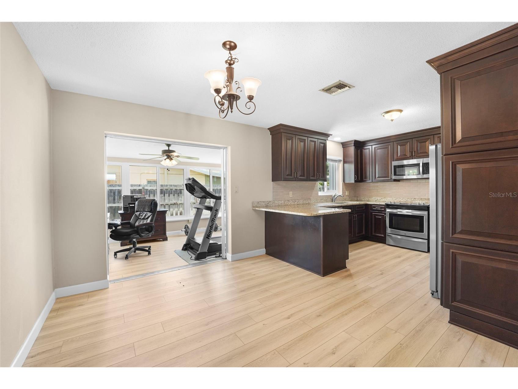 3300 62nd Street N Saint Petersburg FL 33710 TB8527079 image16
