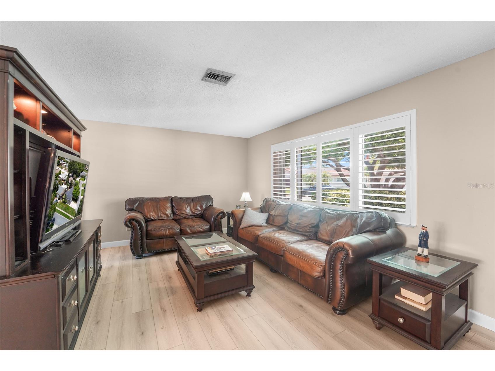 3300 62nd Street N Saint Petersburg FL 33710 TB8527079 image6